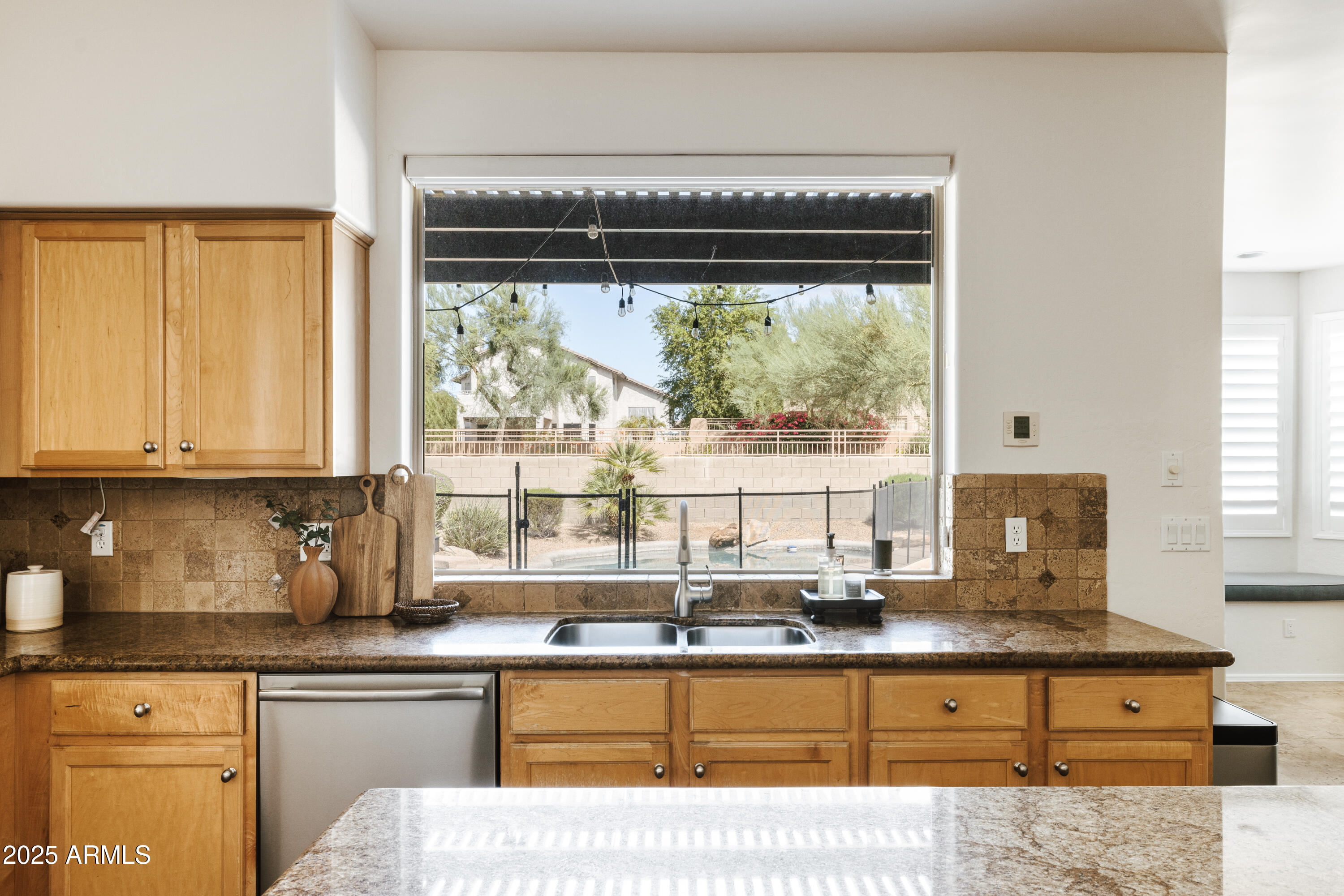 7336 E RUSTLING Pass