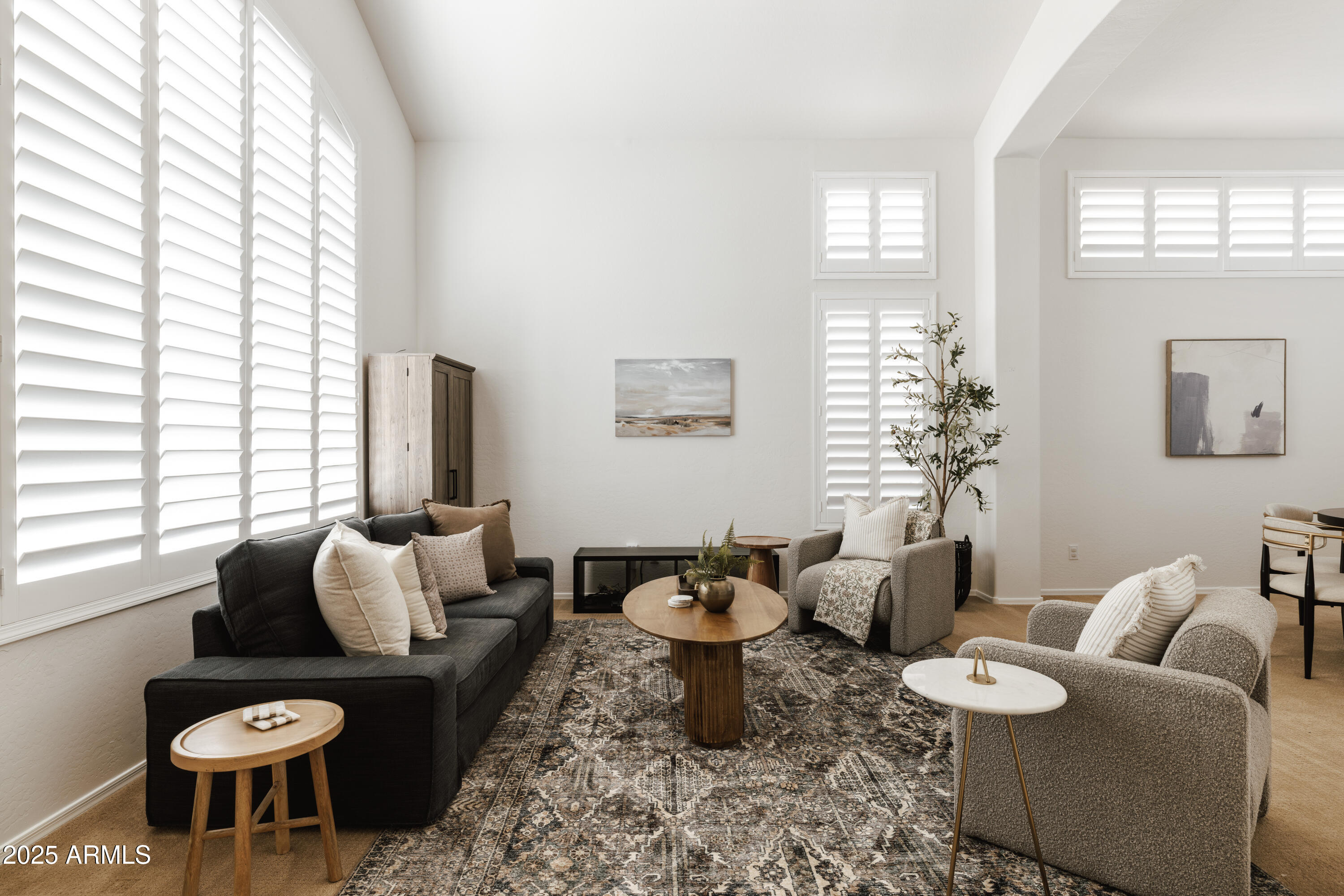 7336 E RUSTLING Pass