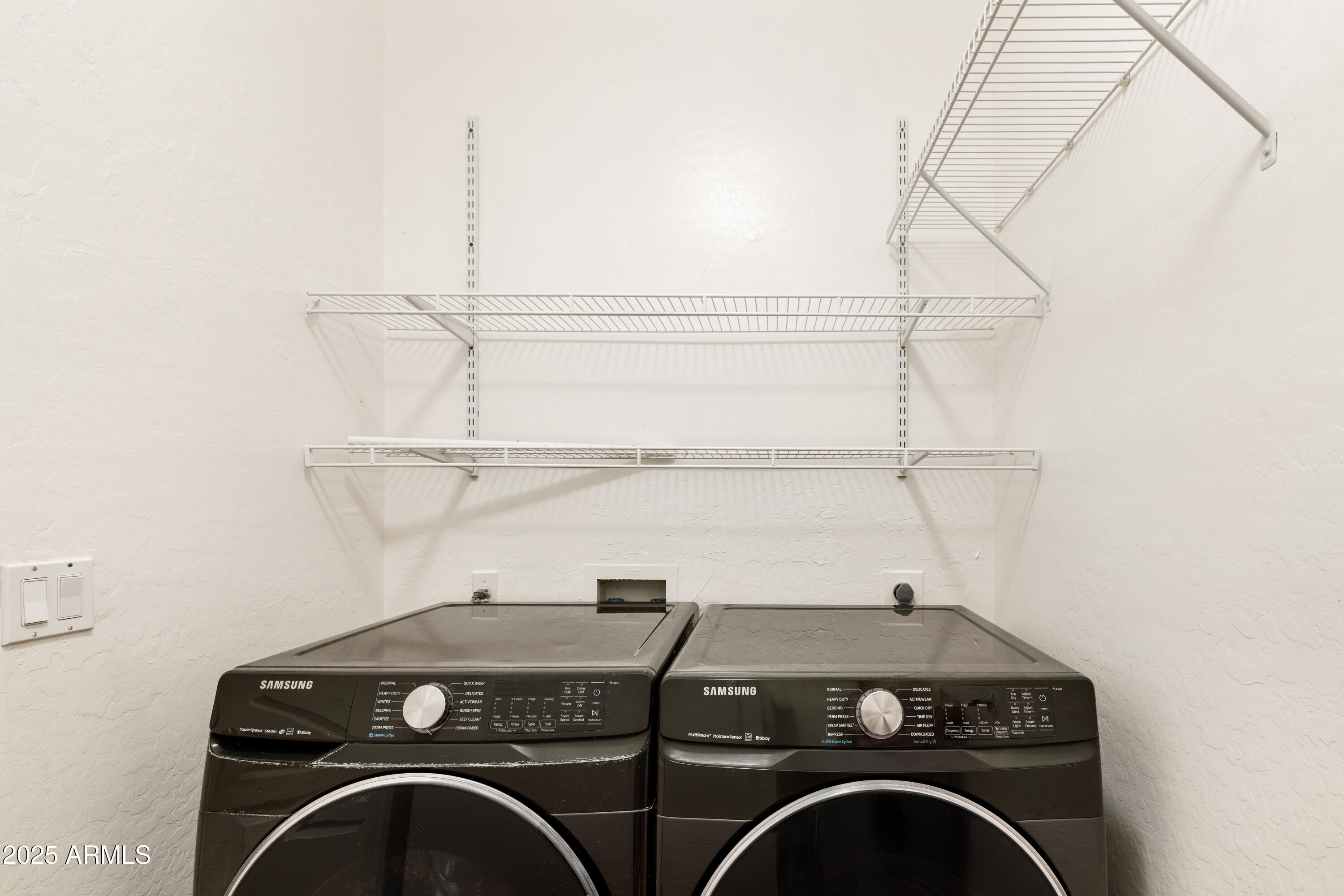 7336 E RUSTLING Pass