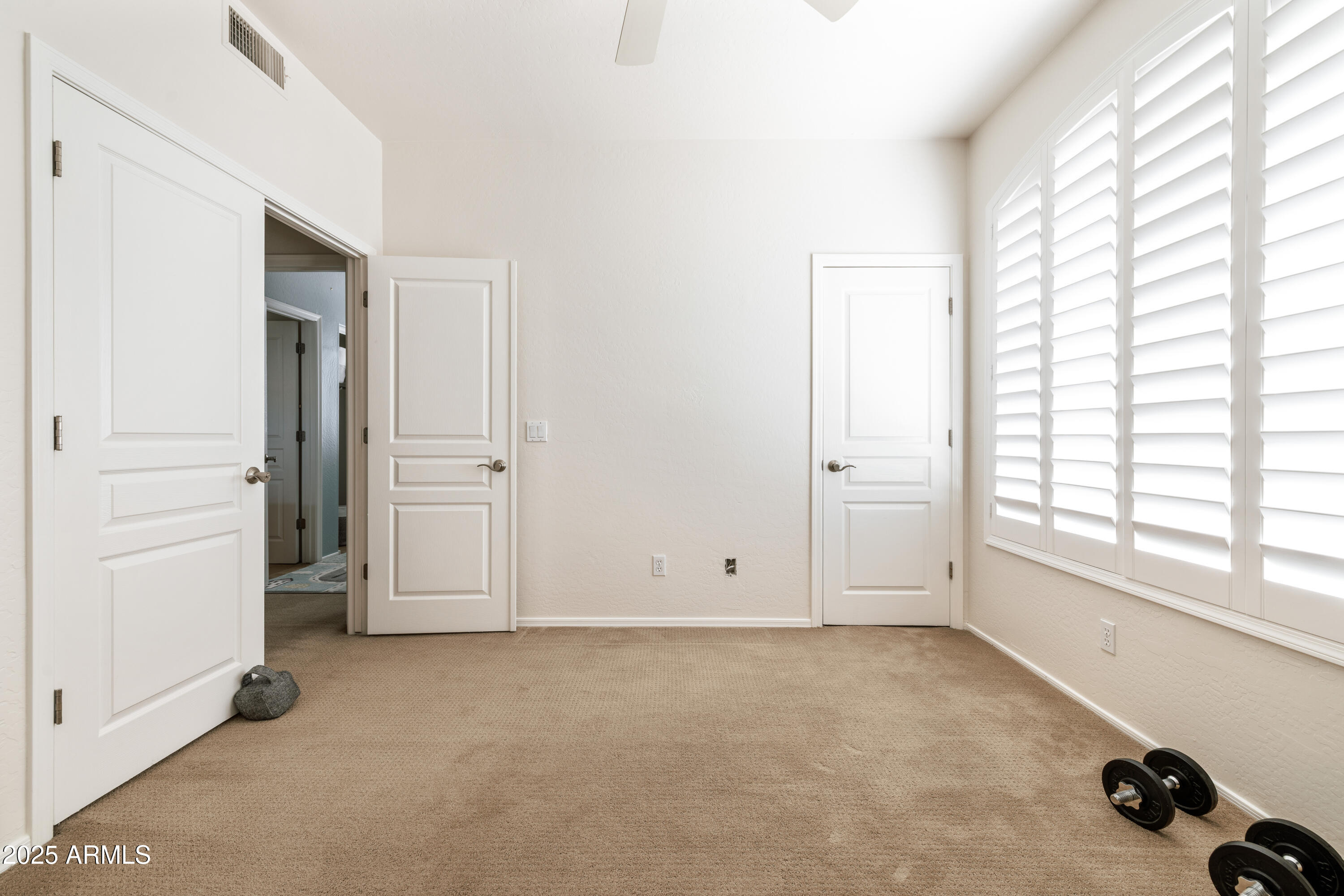 7336 E RUSTLING Pass