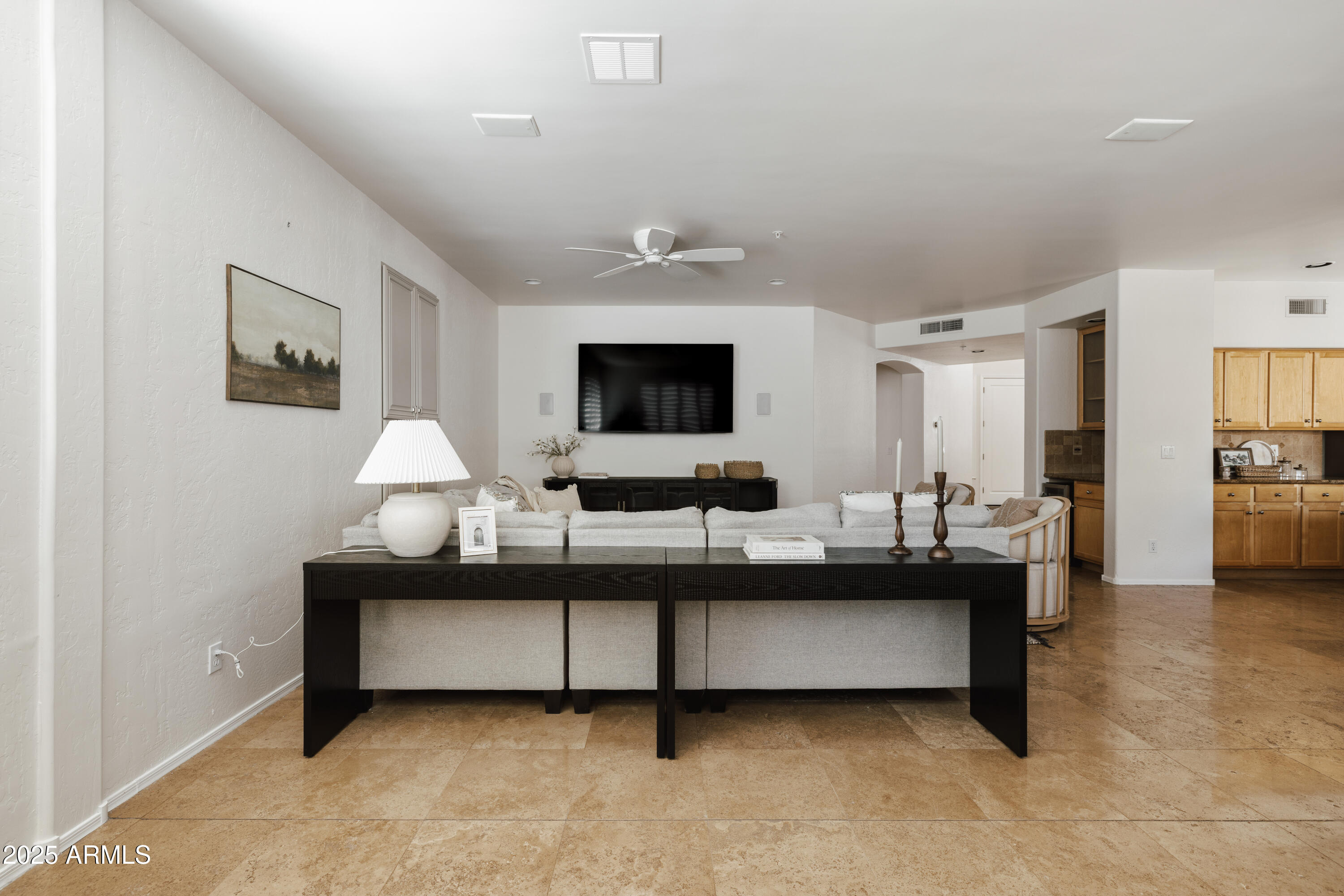 7336 E RUSTLING Pass