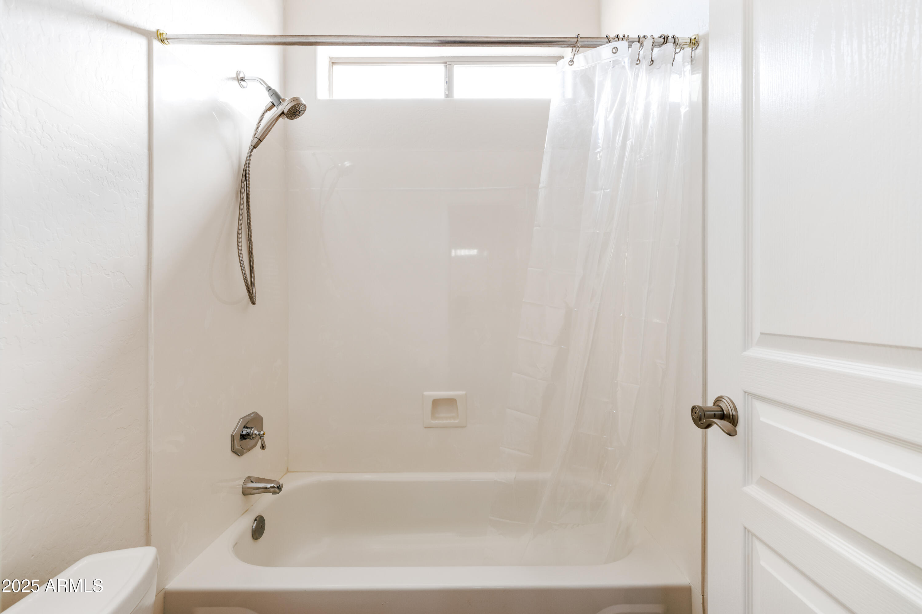 7336 E RUSTLING Pass