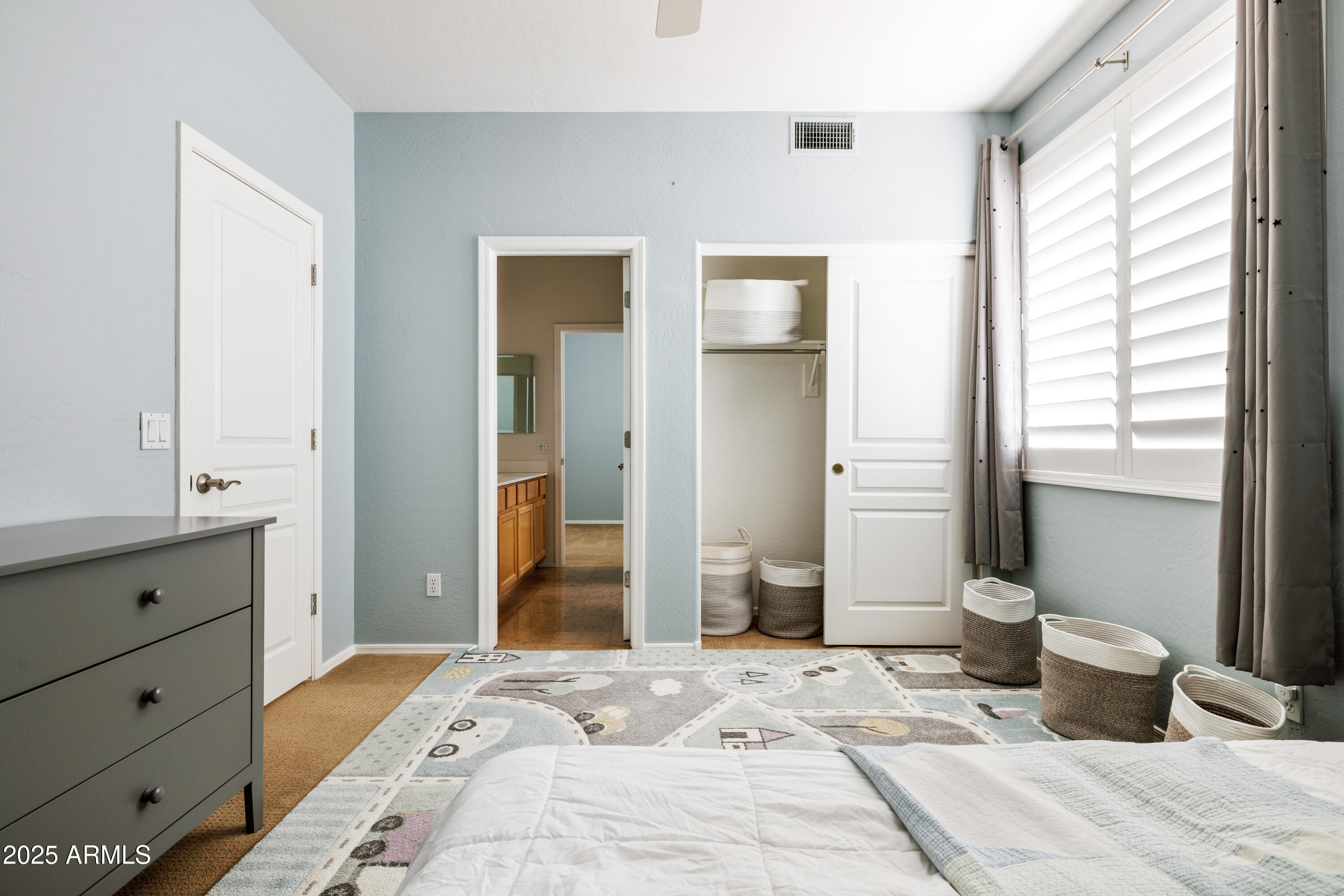 7336 E RUSTLING Pass