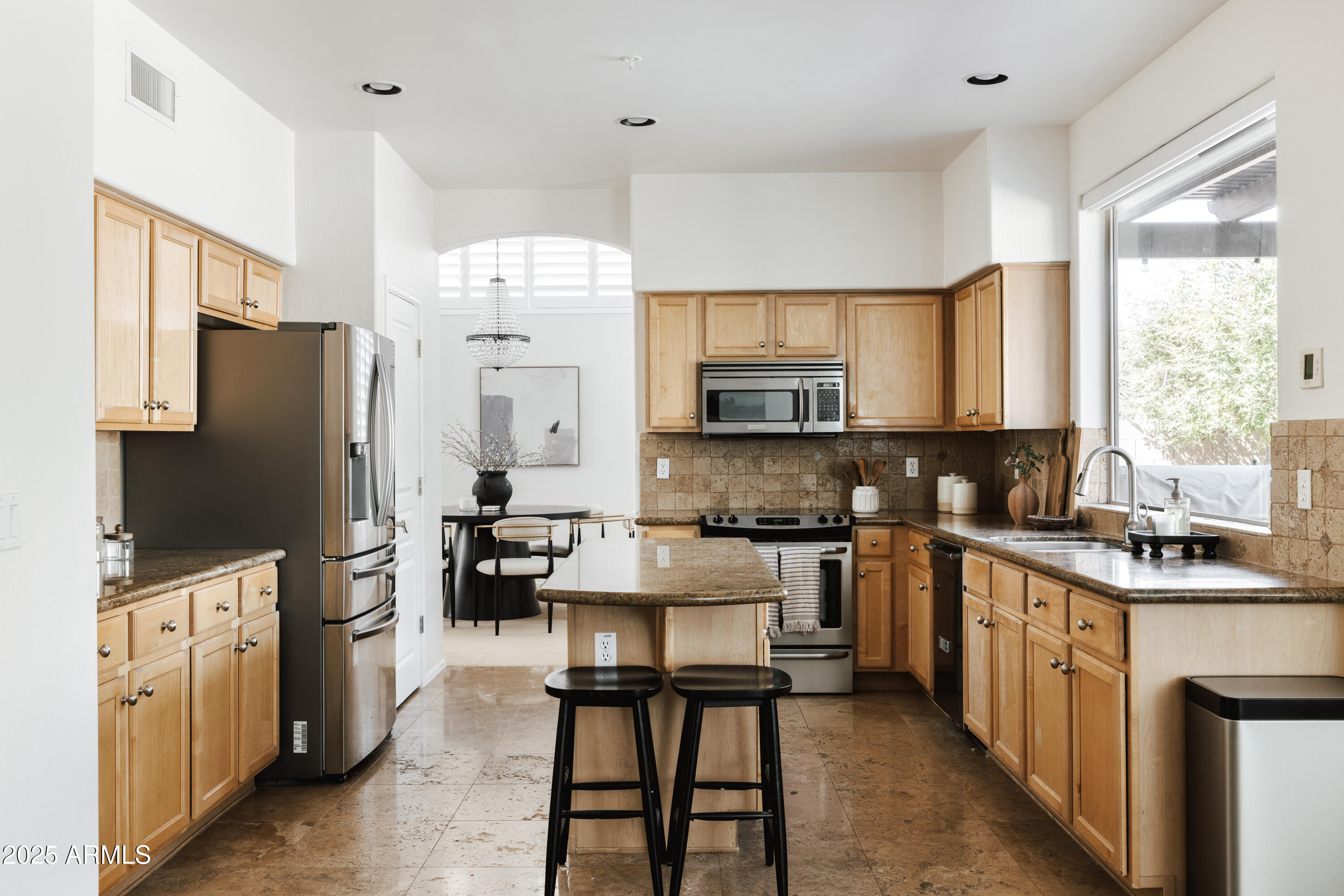 7336 E RUSTLING Pass