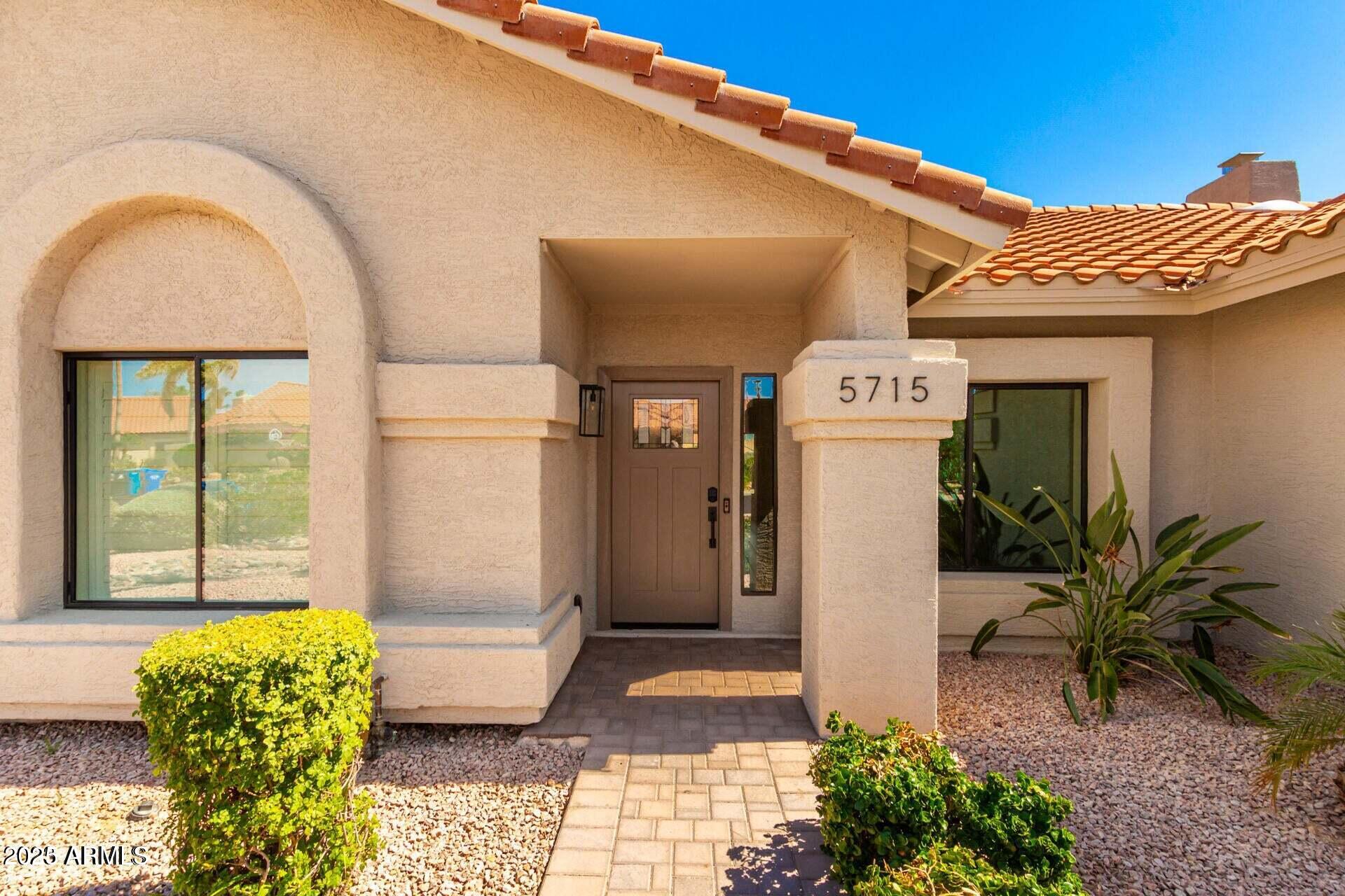 5715 E CAMPO BELLO Drive