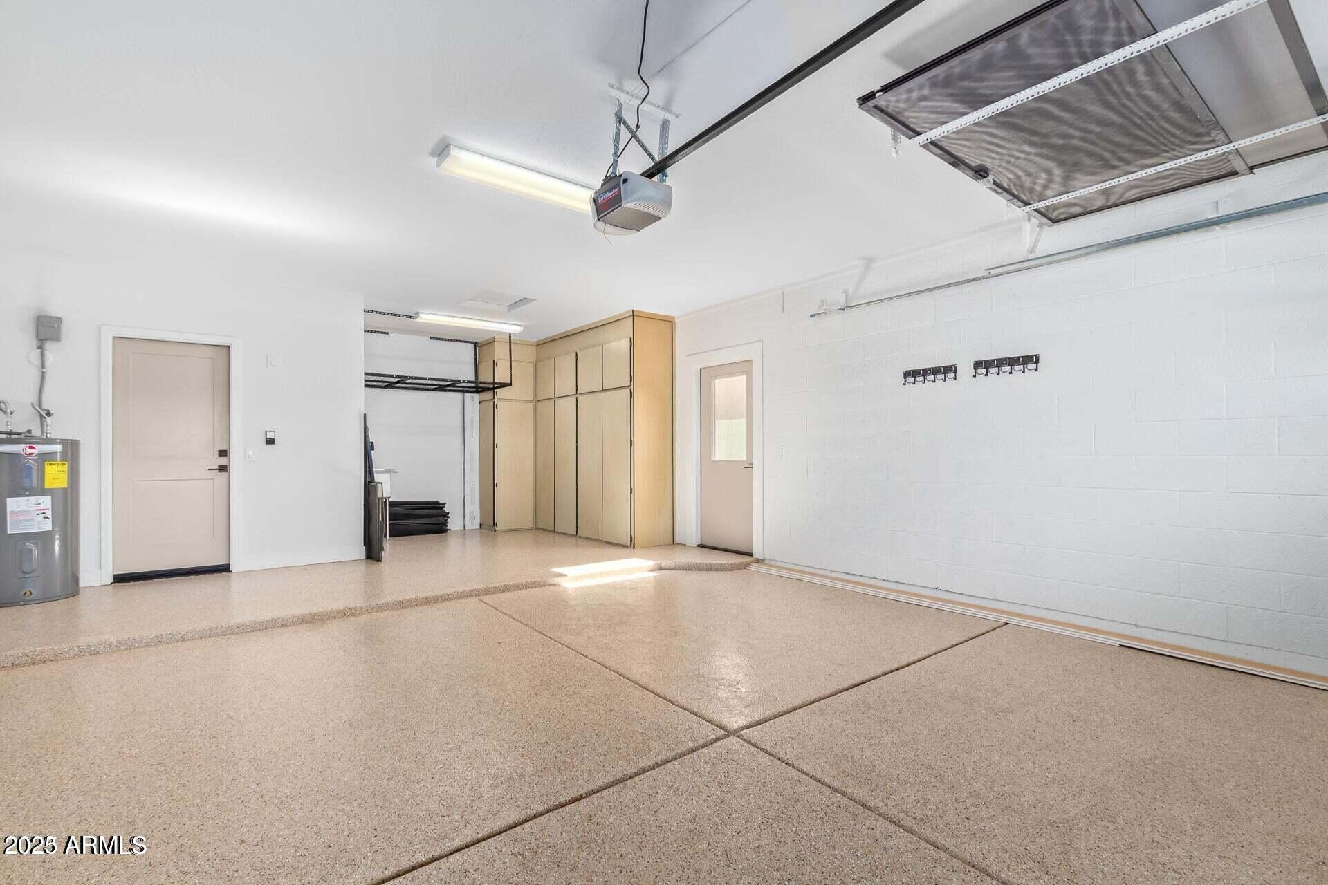 5715 E CAMPO BELLO Drive