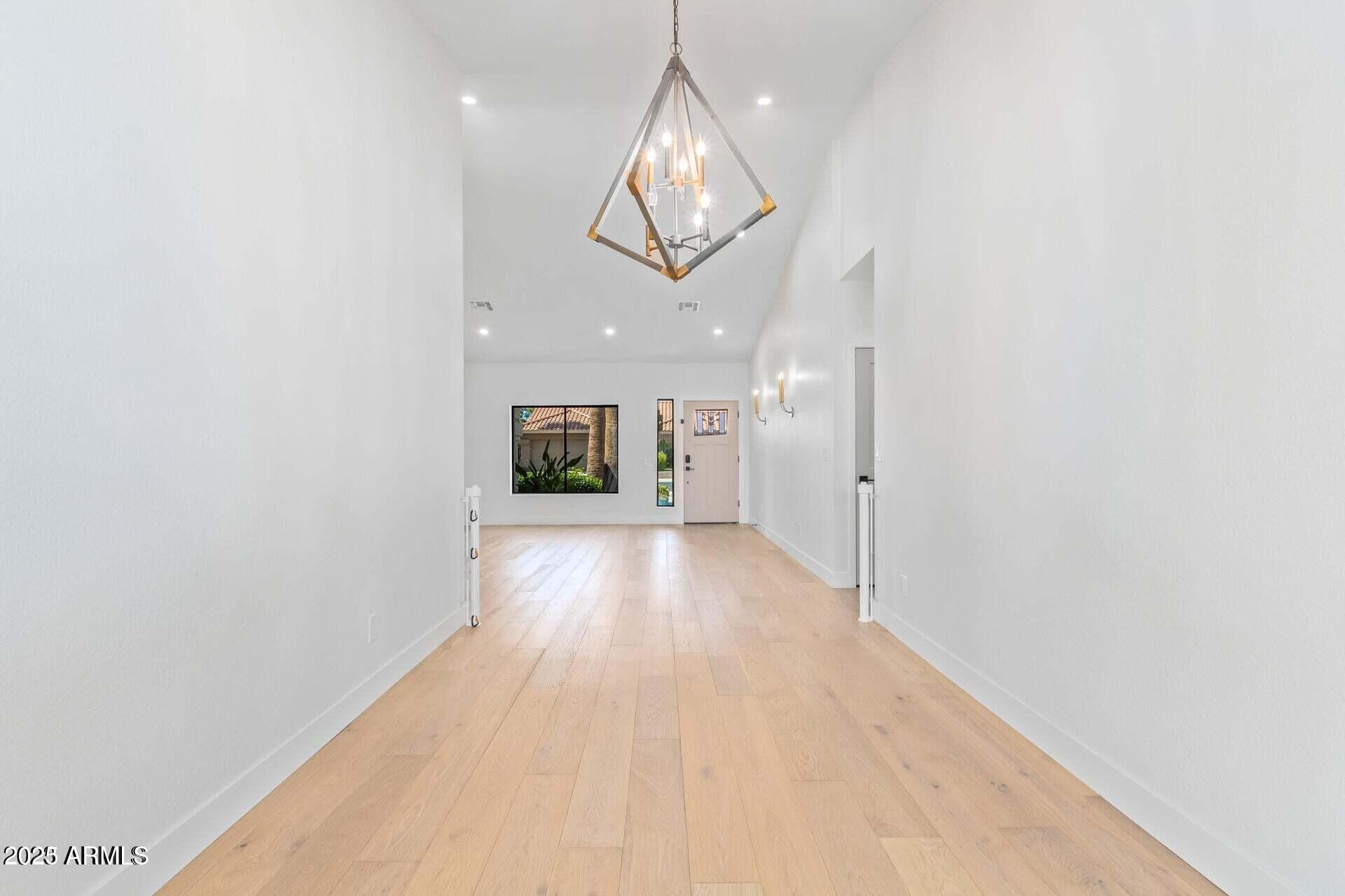 5715 E CAMPO BELLO Drive