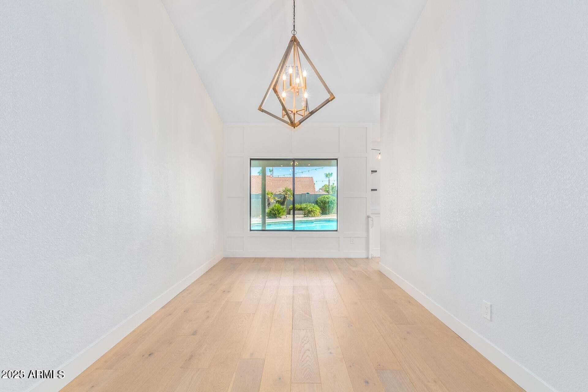 5715 E CAMPO BELLO Drive