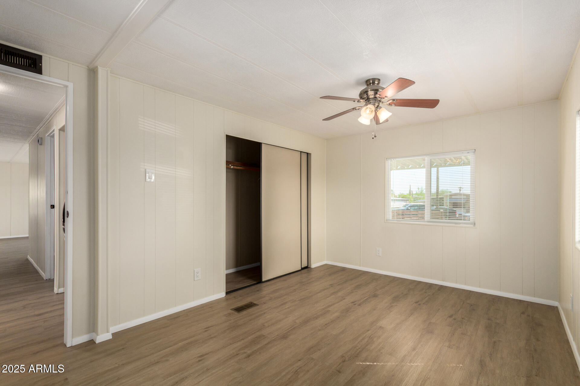 9710 E BAYWOOD Avenue