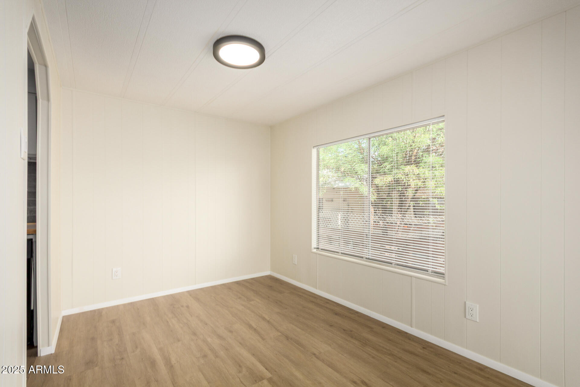 9710 E BAYWOOD Avenue