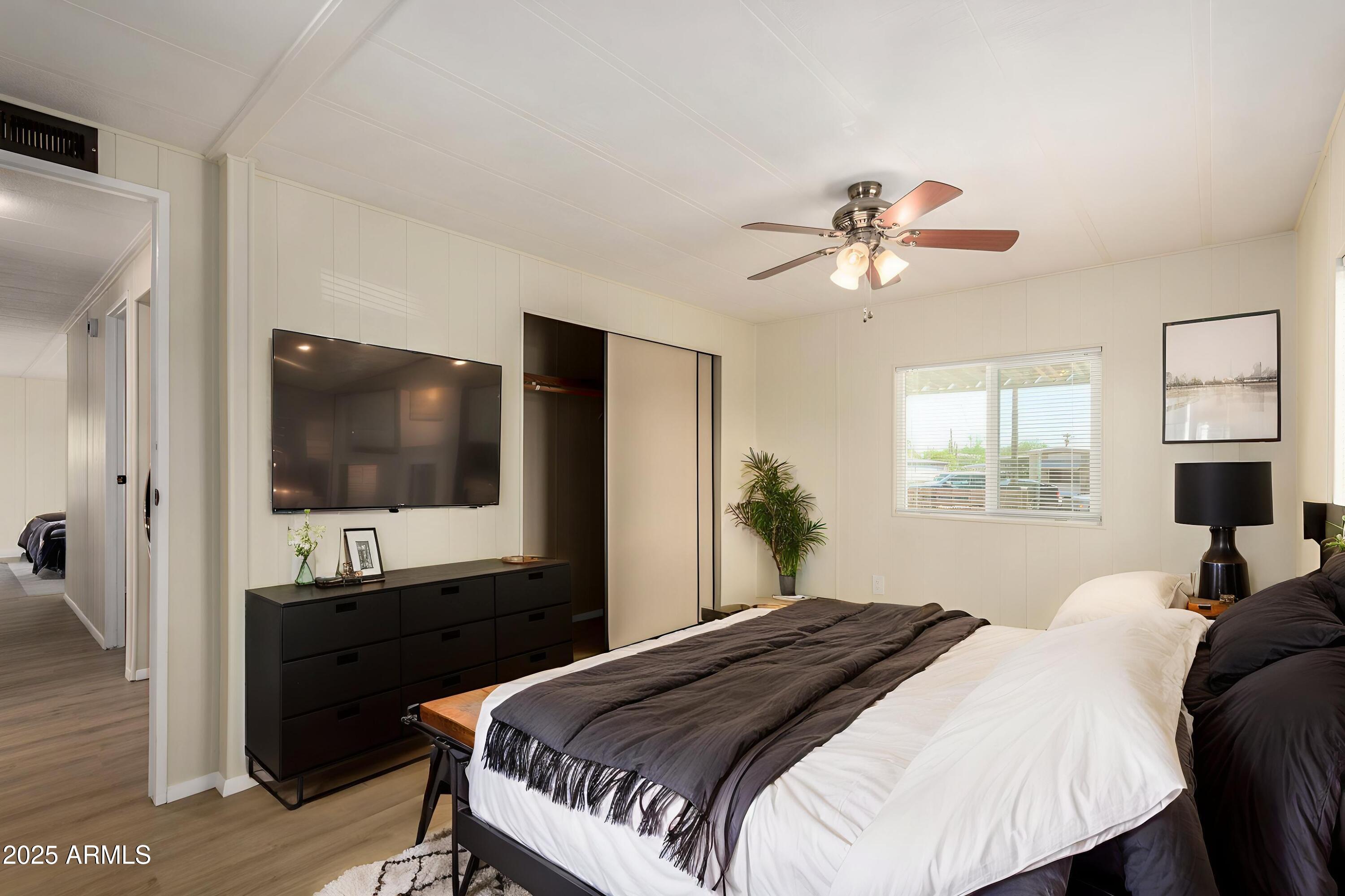 9710 E BAYWOOD Avenue