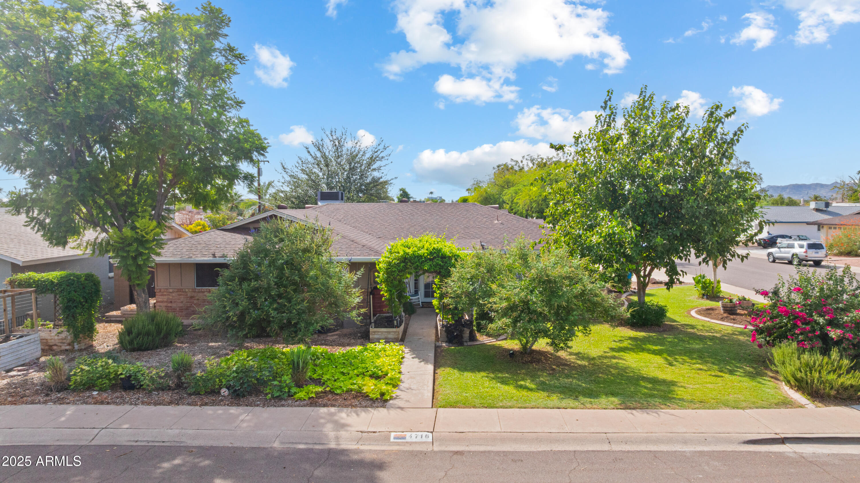 4716 N 83RD Street