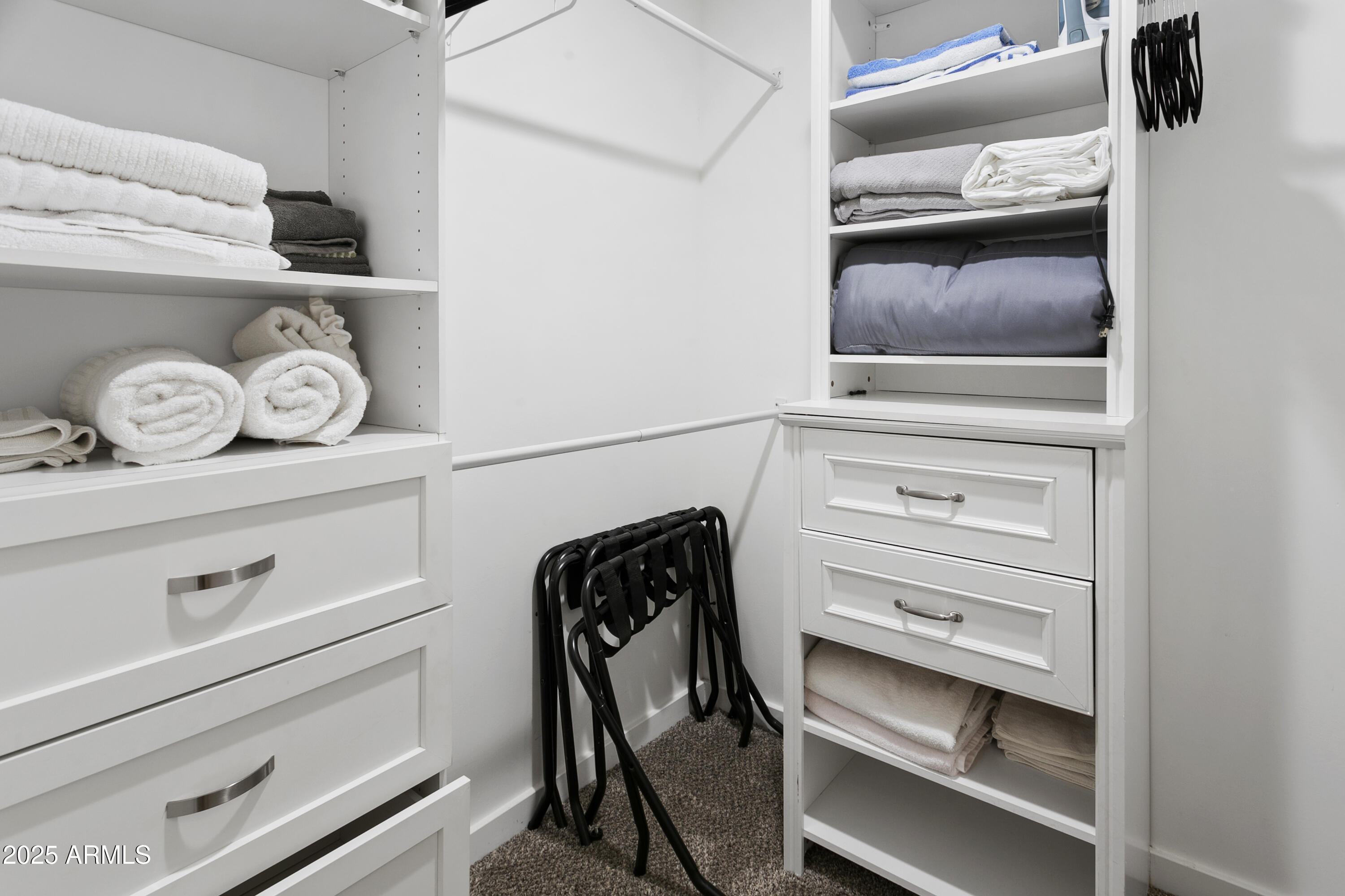 8312 E MACKENZIE Drive