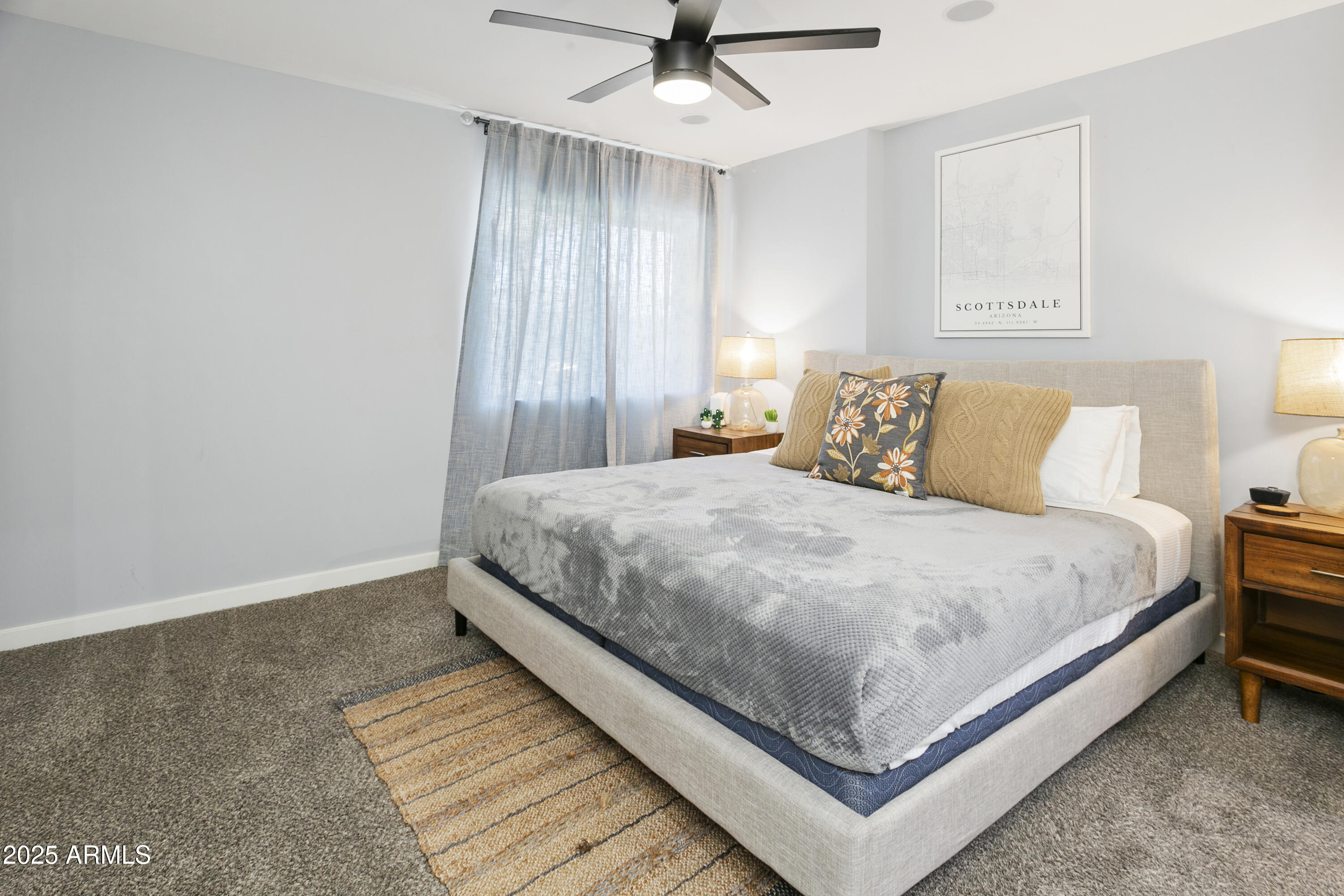 8312 E MACKENZIE Drive