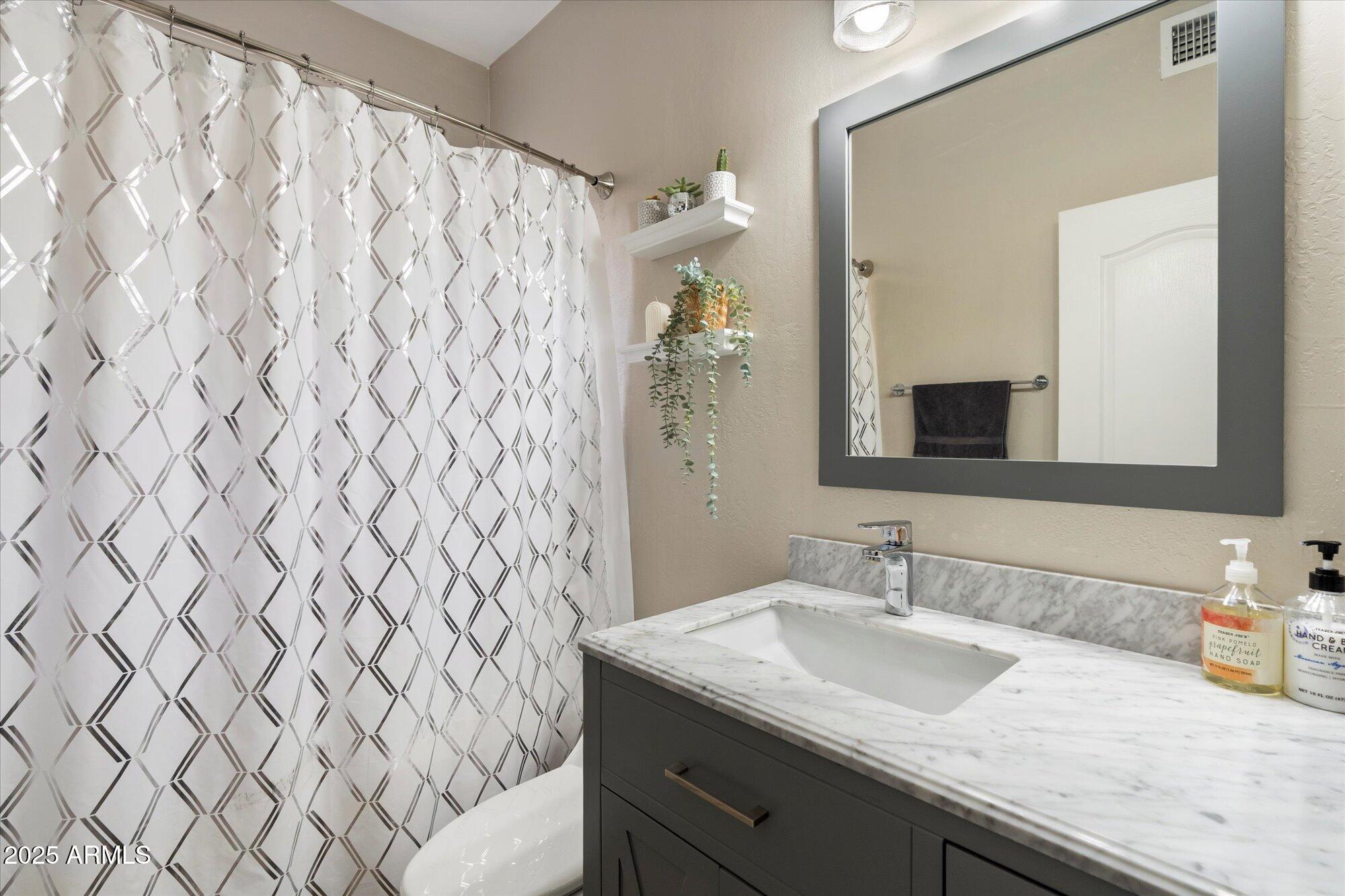 6415 E BLANCHE Drive