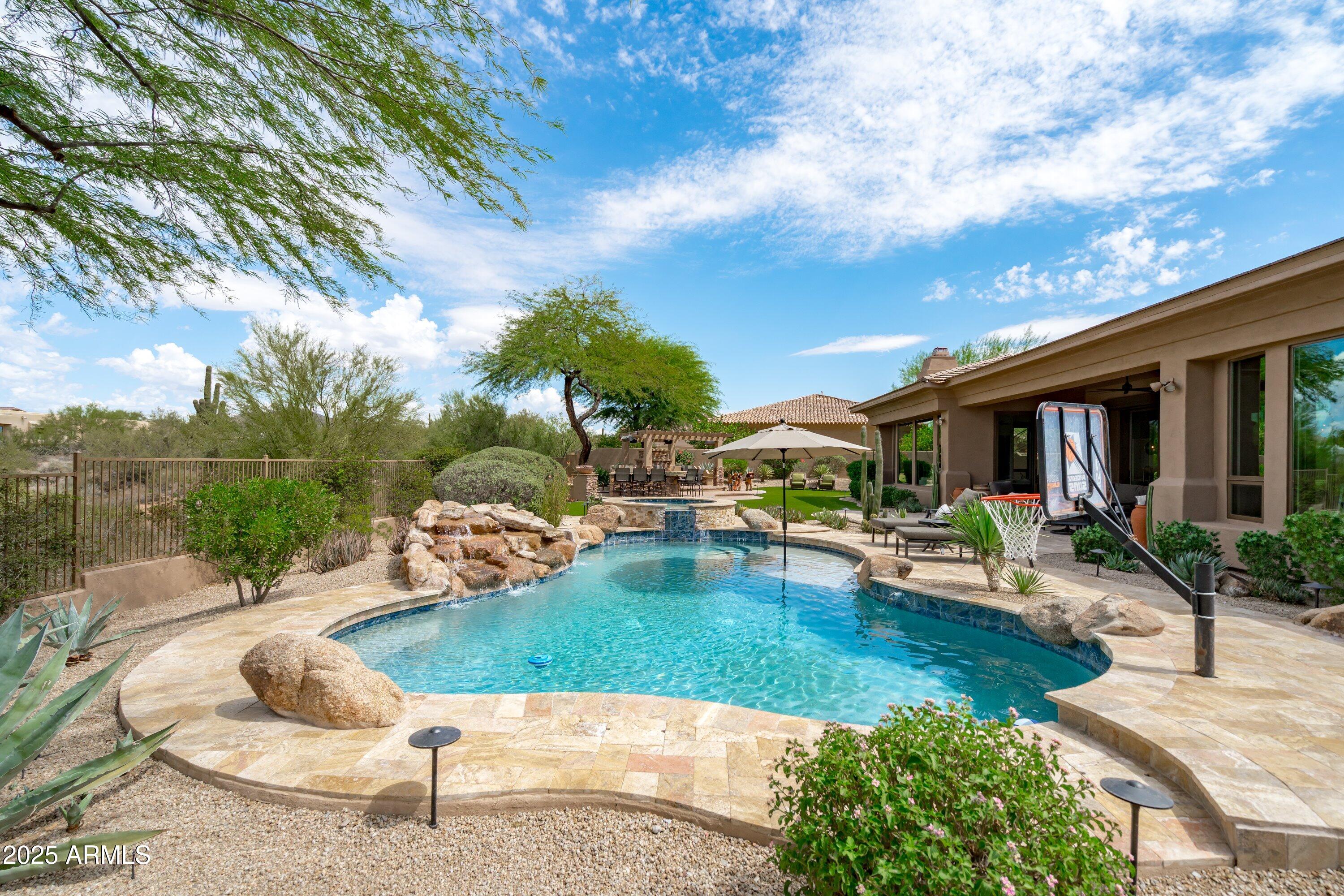 7080 E BALANCING ROCK Road