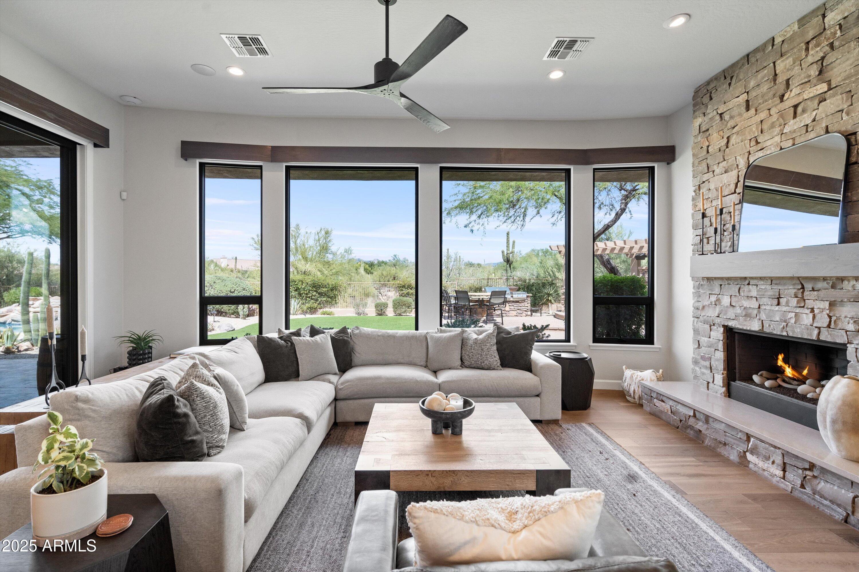 7080 E BALANCING ROCK Road