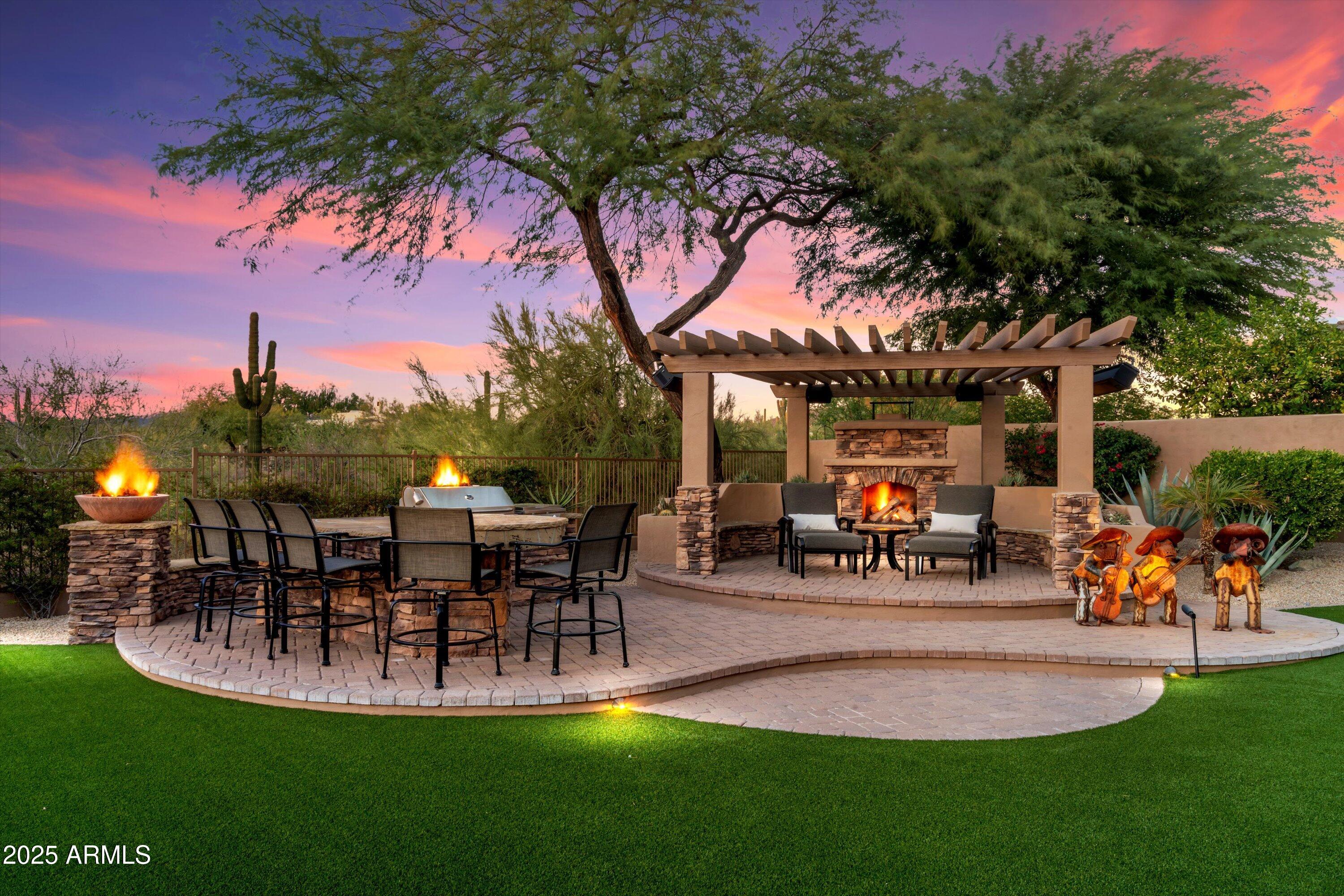 7080 E BALANCING ROCK Road