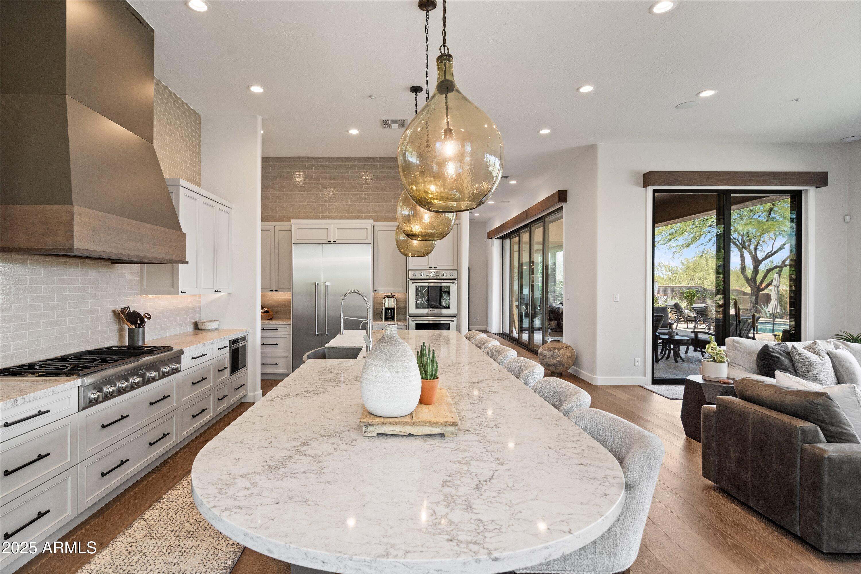 7080 E BALANCING ROCK Road