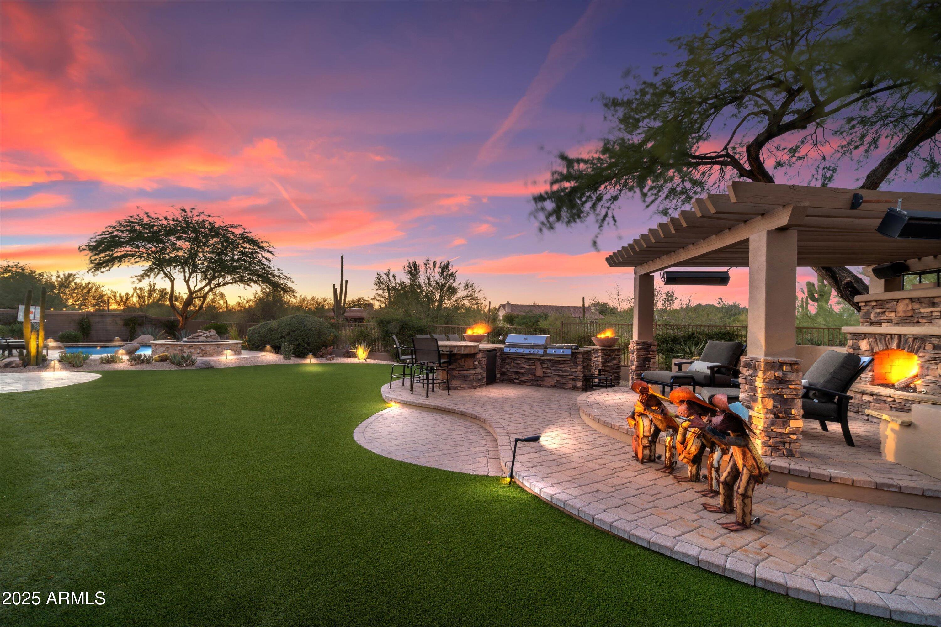 7080 E BALANCING ROCK Road