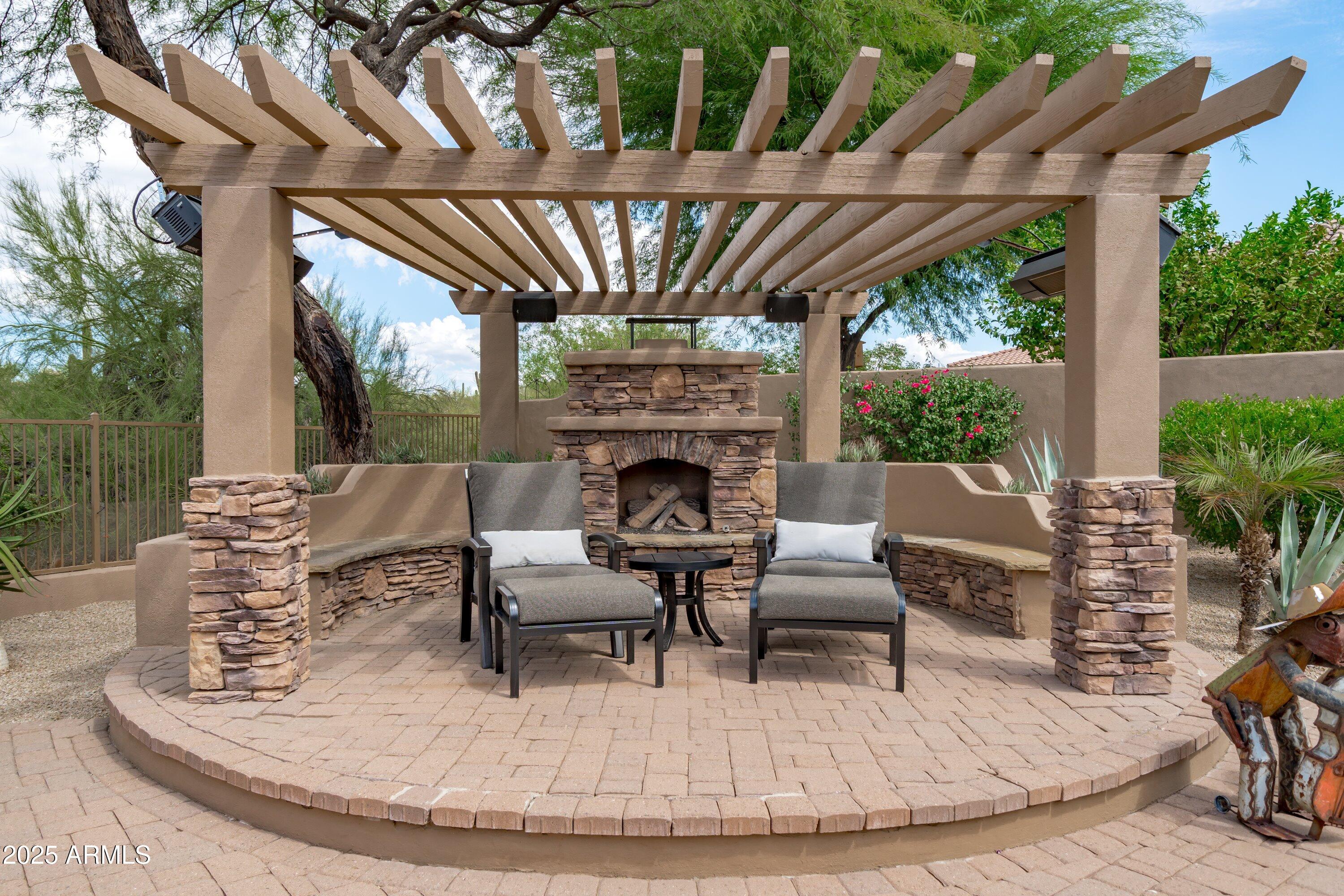 7080 E BALANCING ROCK Road