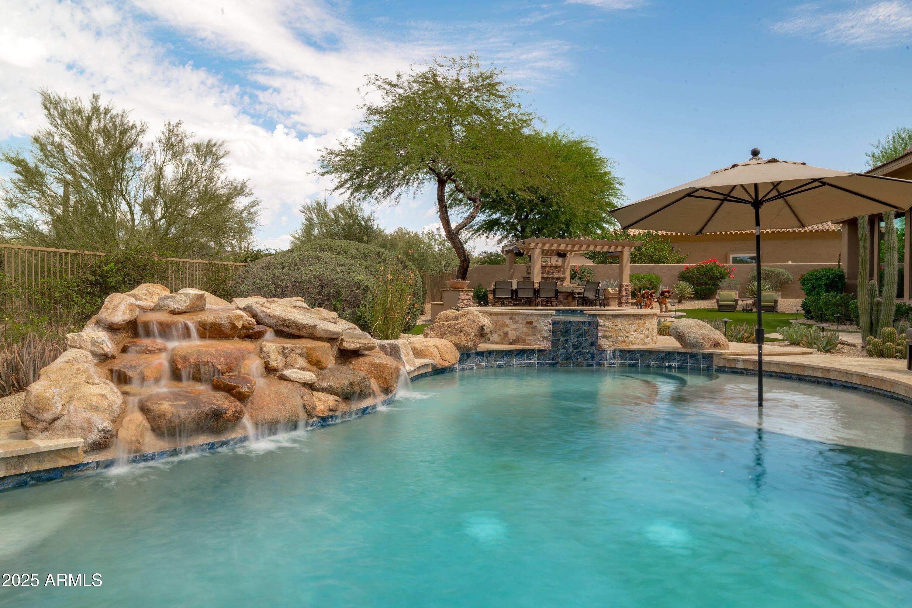 7080 E BALANCING ROCK Road