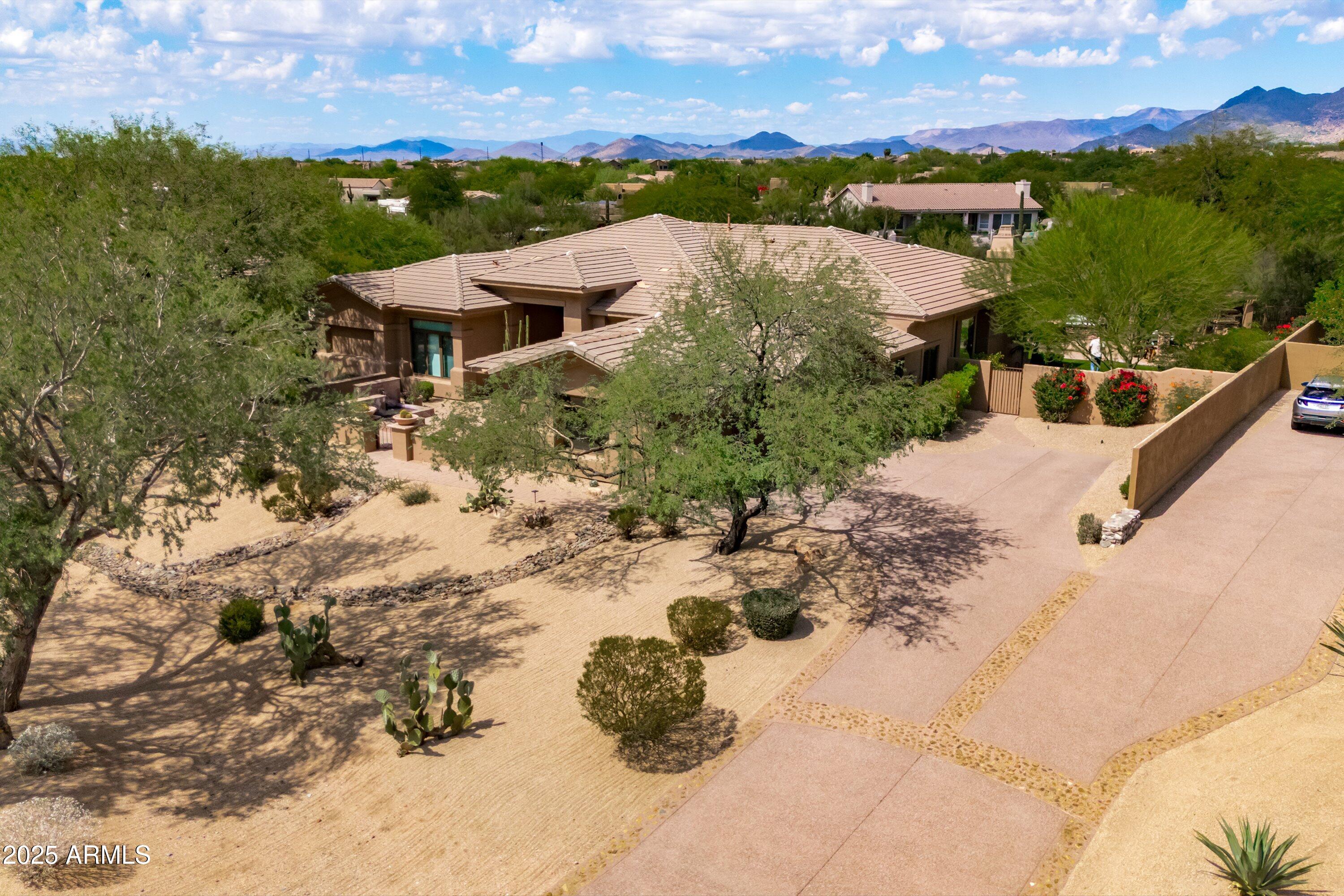 7080 E BALANCING ROCK Road