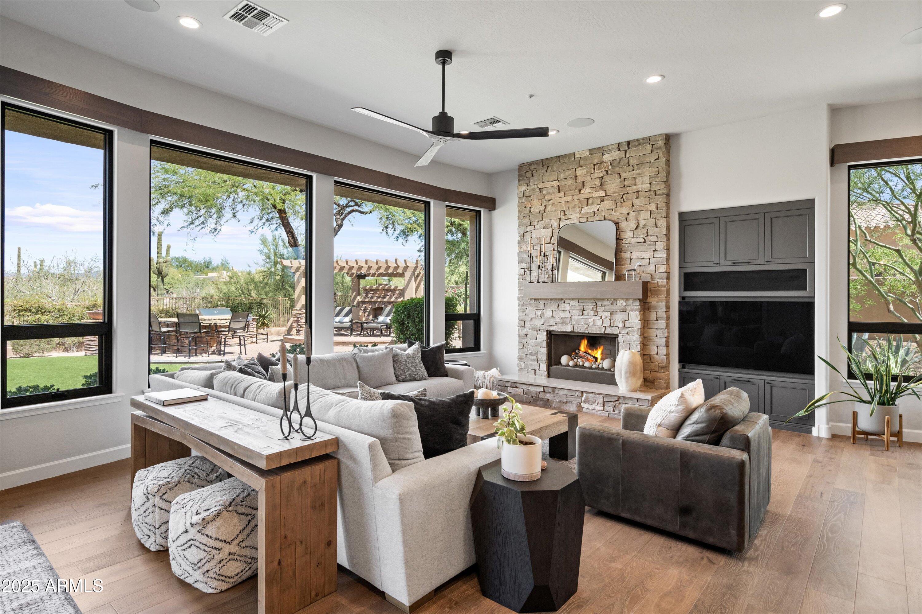 7080 E BALANCING ROCK Road