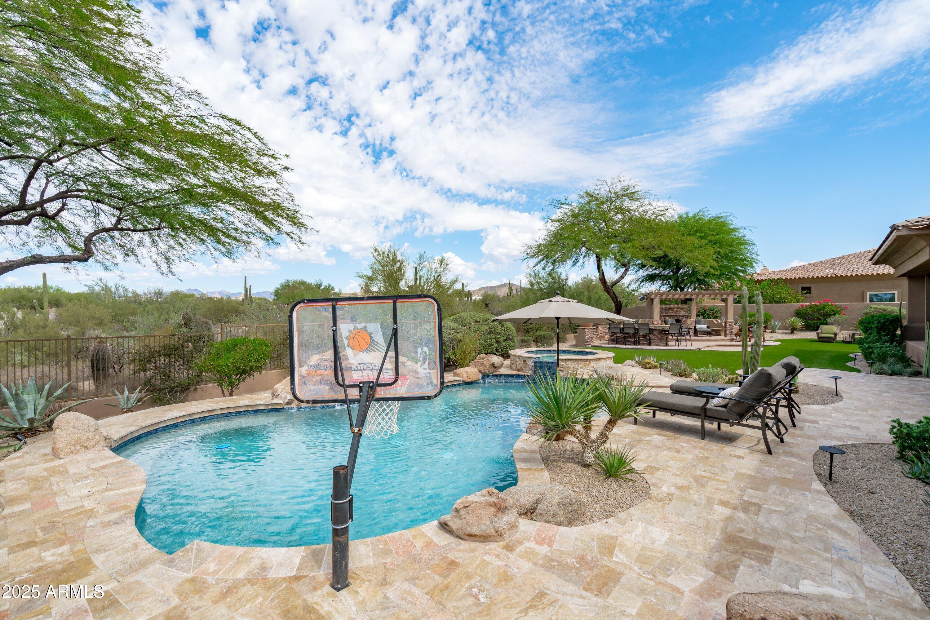 7080 E BALANCING ROCK Road