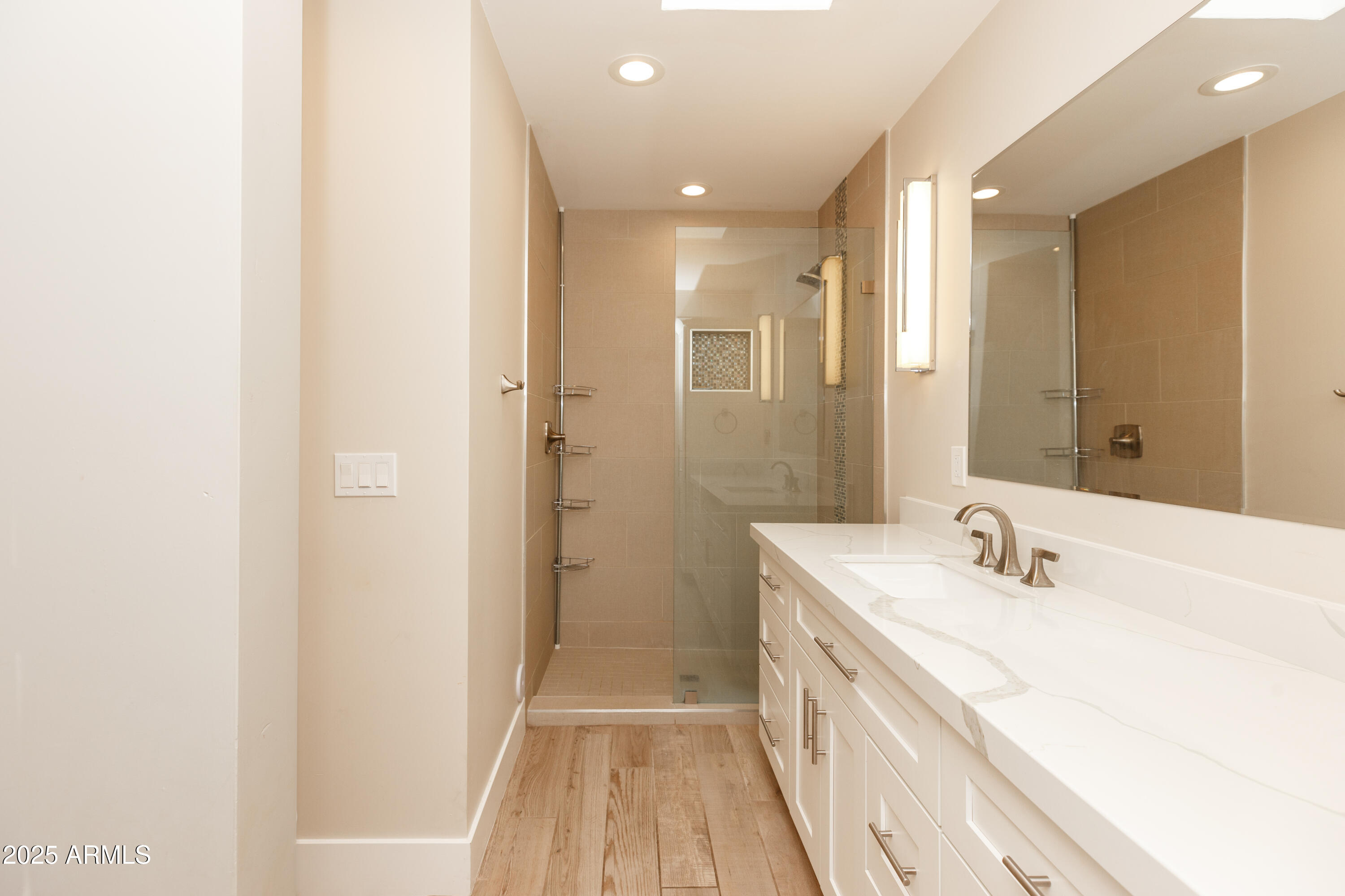 7401 N SCOTTSDALE Road, 46