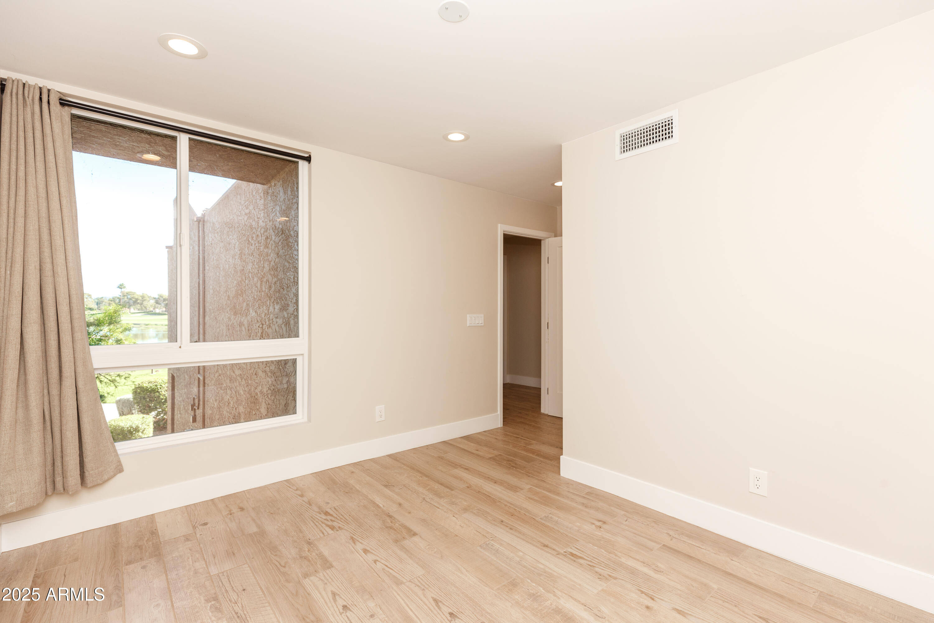 7401 N SCOTTSDALE Road, 46