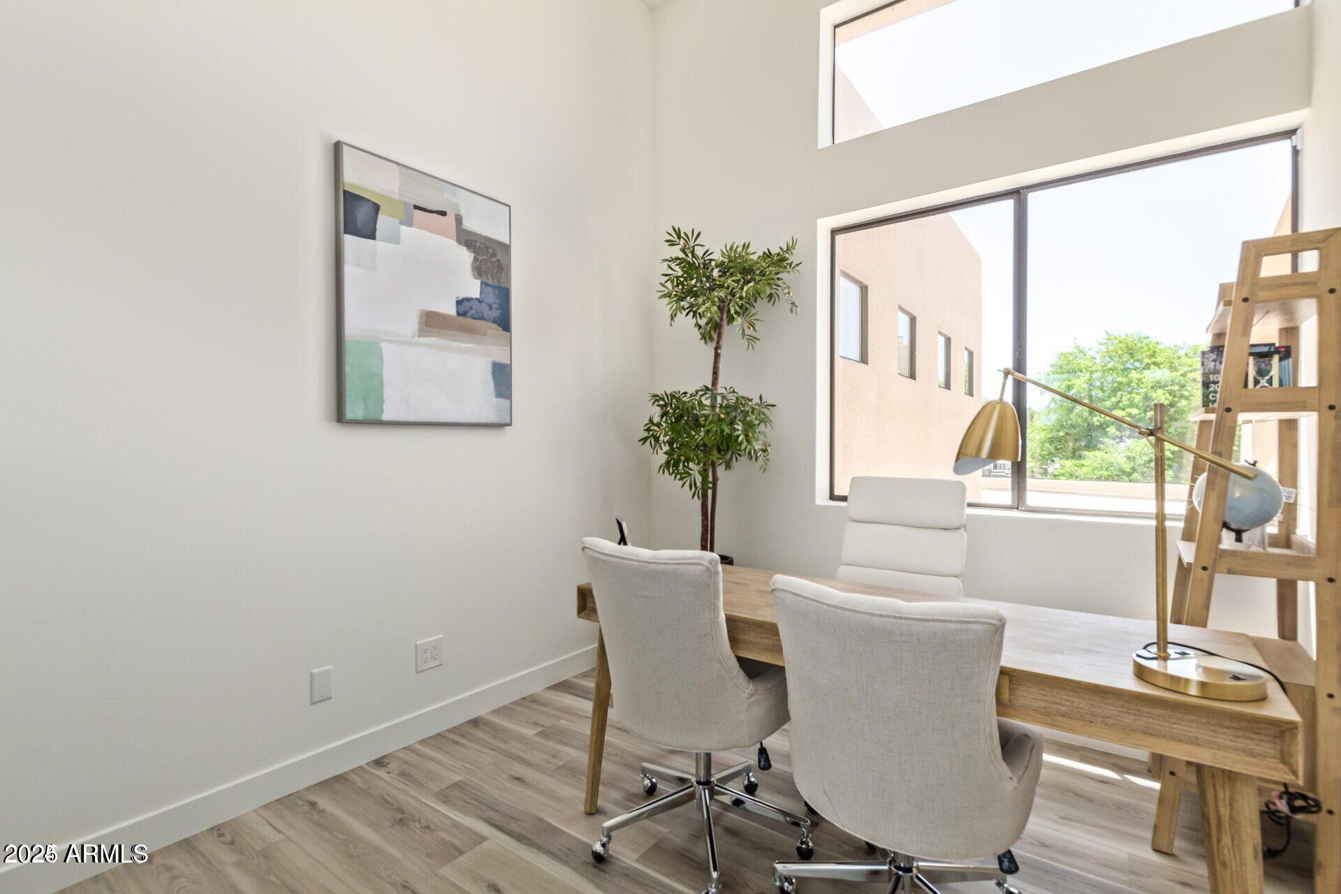 8989 N GAINEY CENTER Drive, 231