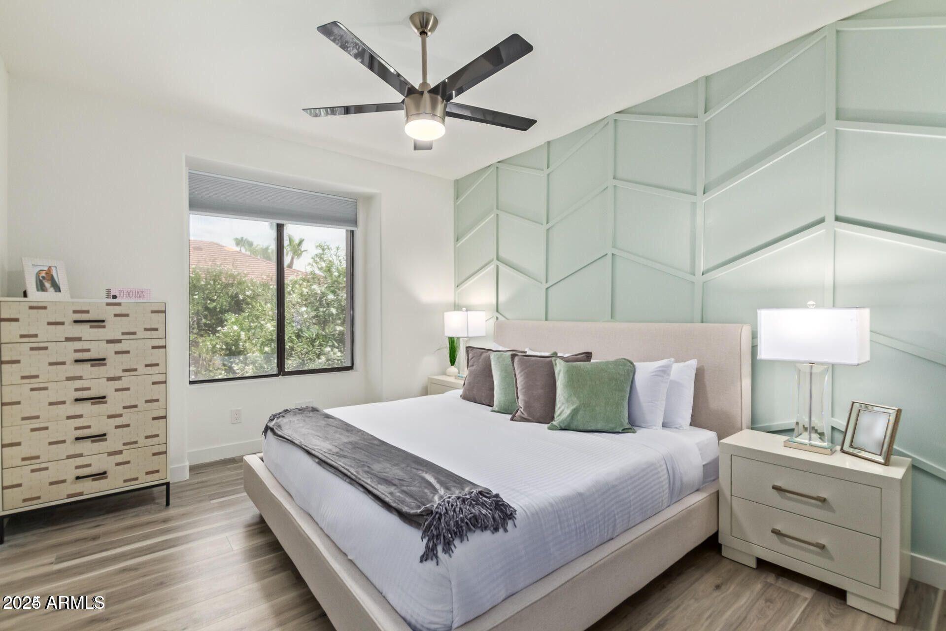 8989 N GAINEY CENTER Drive, 231