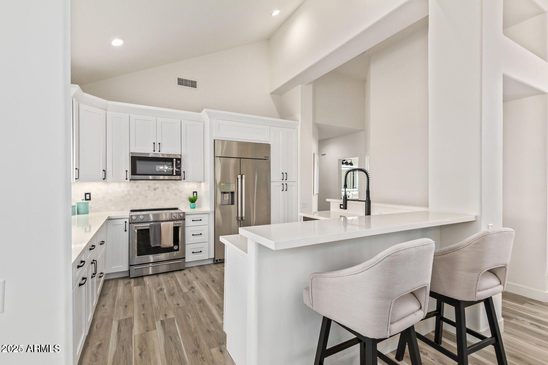 8989 N GAINEY CENTER Drive, 231