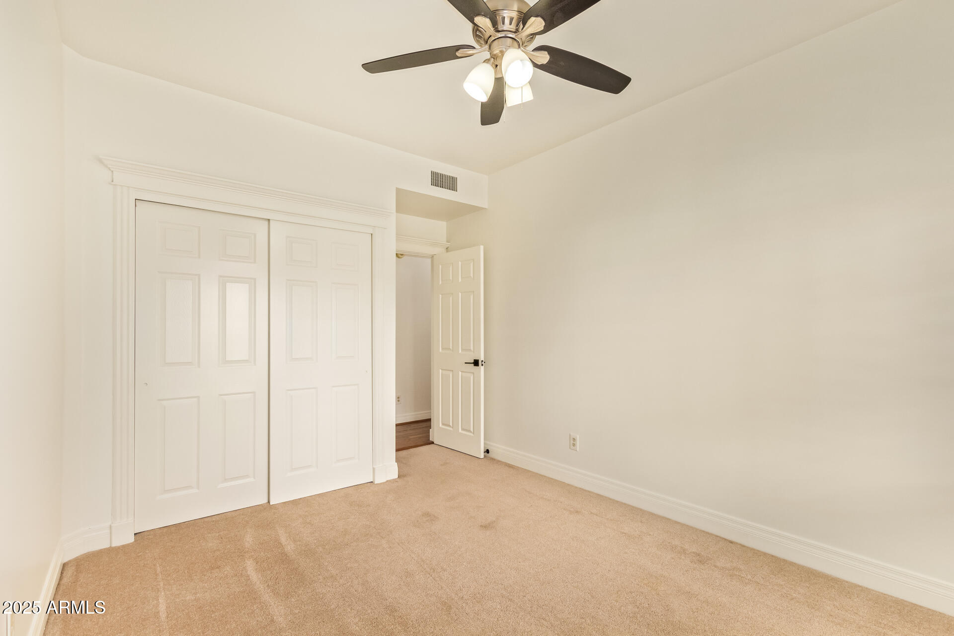 2231 E LAUREL Street