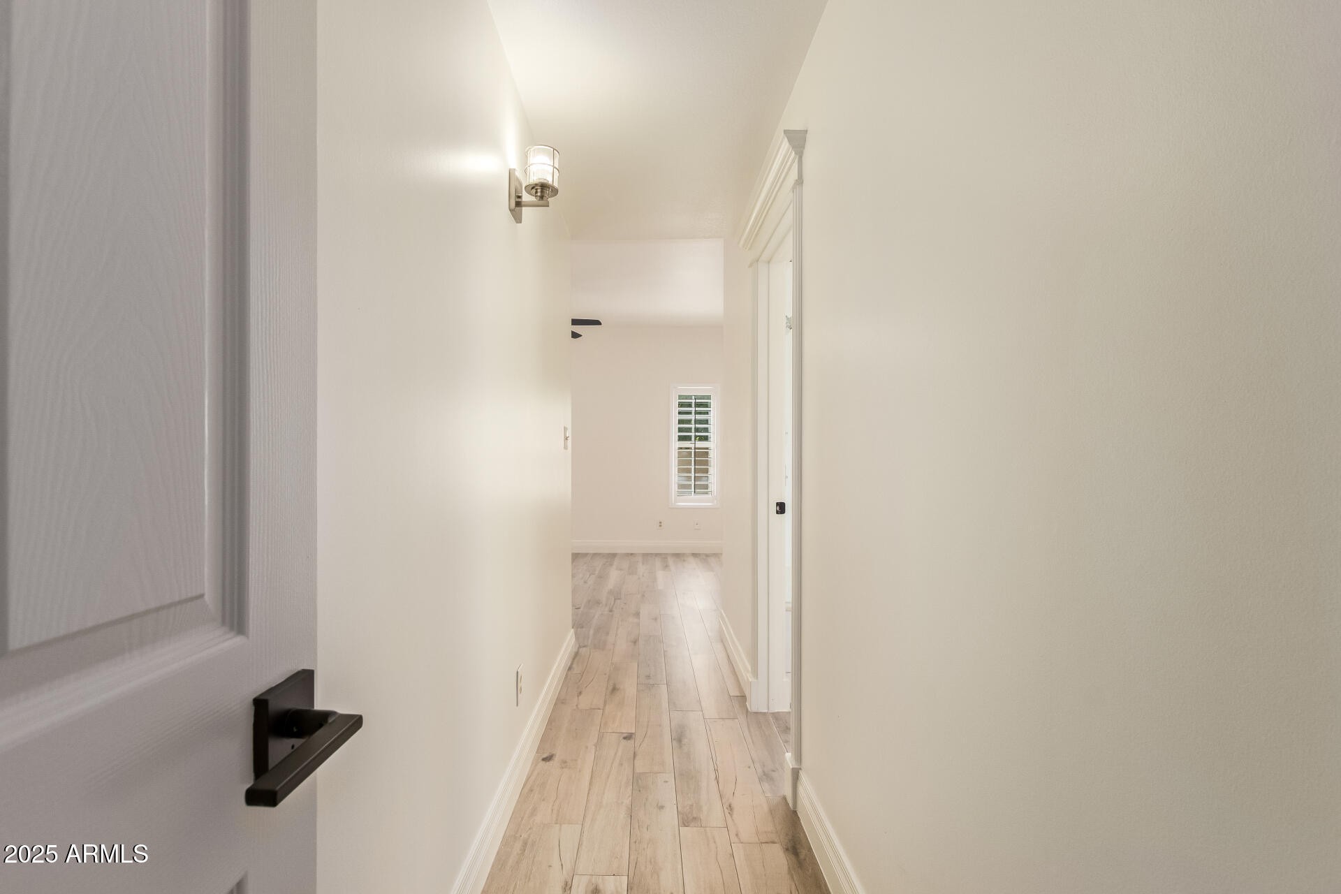 2231 E LAUREL Street