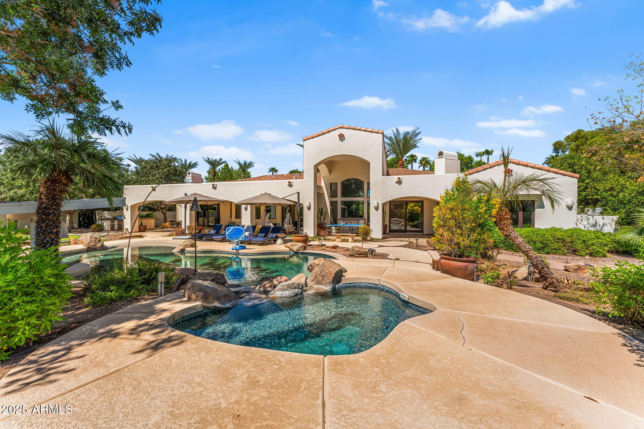 7475 E JACKRABBIT Road