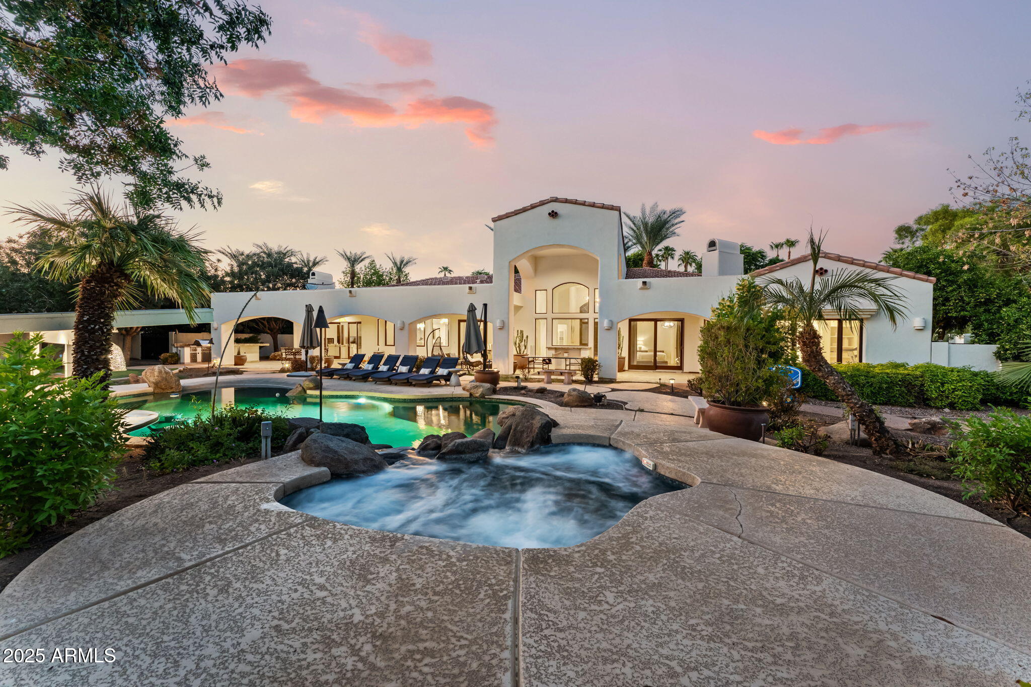 7475 E JACKRABBIT Road