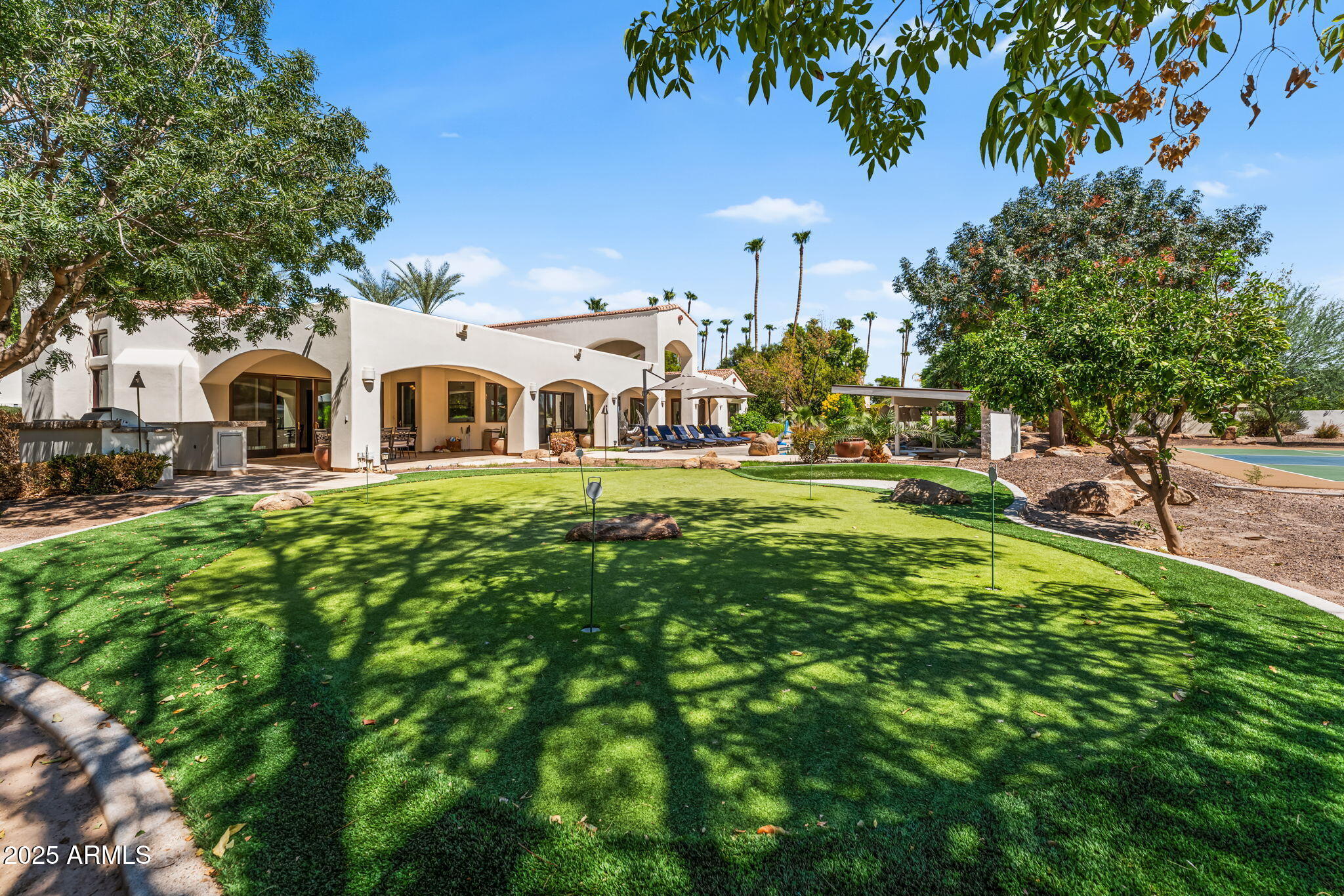 7475 E JACKRABBIT Road