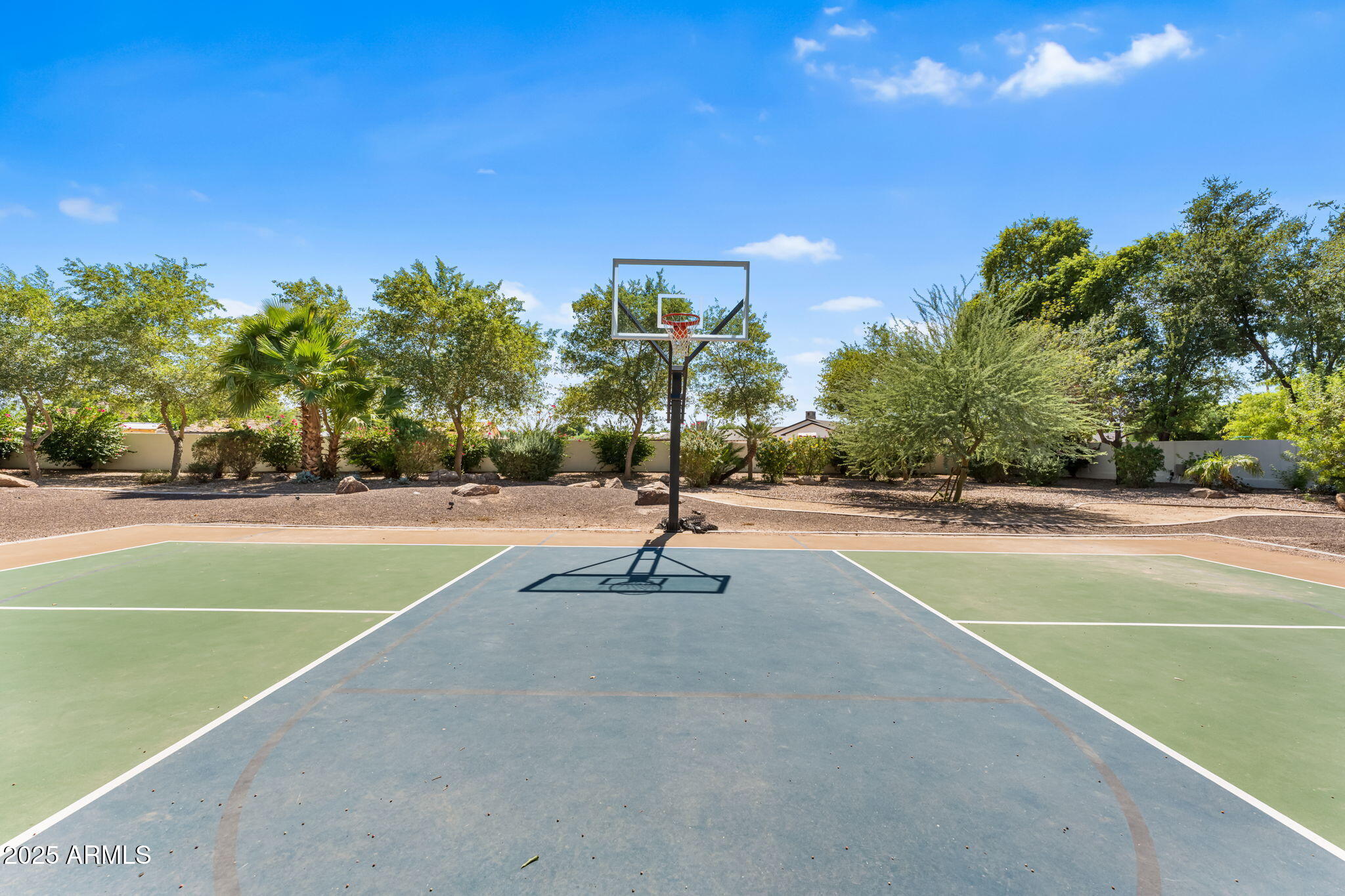 7475 E JACKRABBIT Road