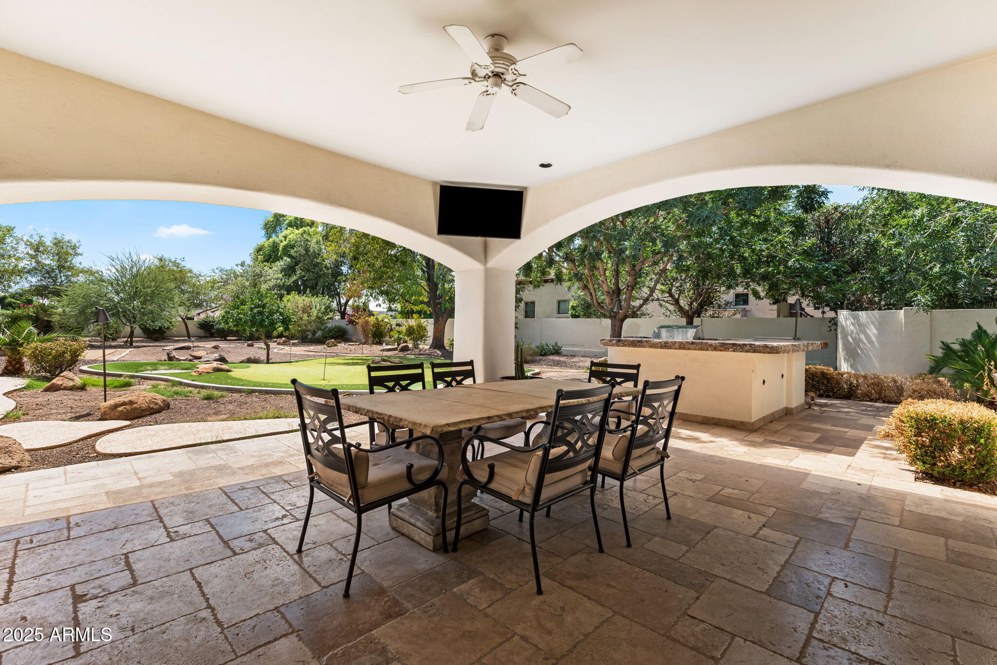 7475 E JACKRABBIT Road