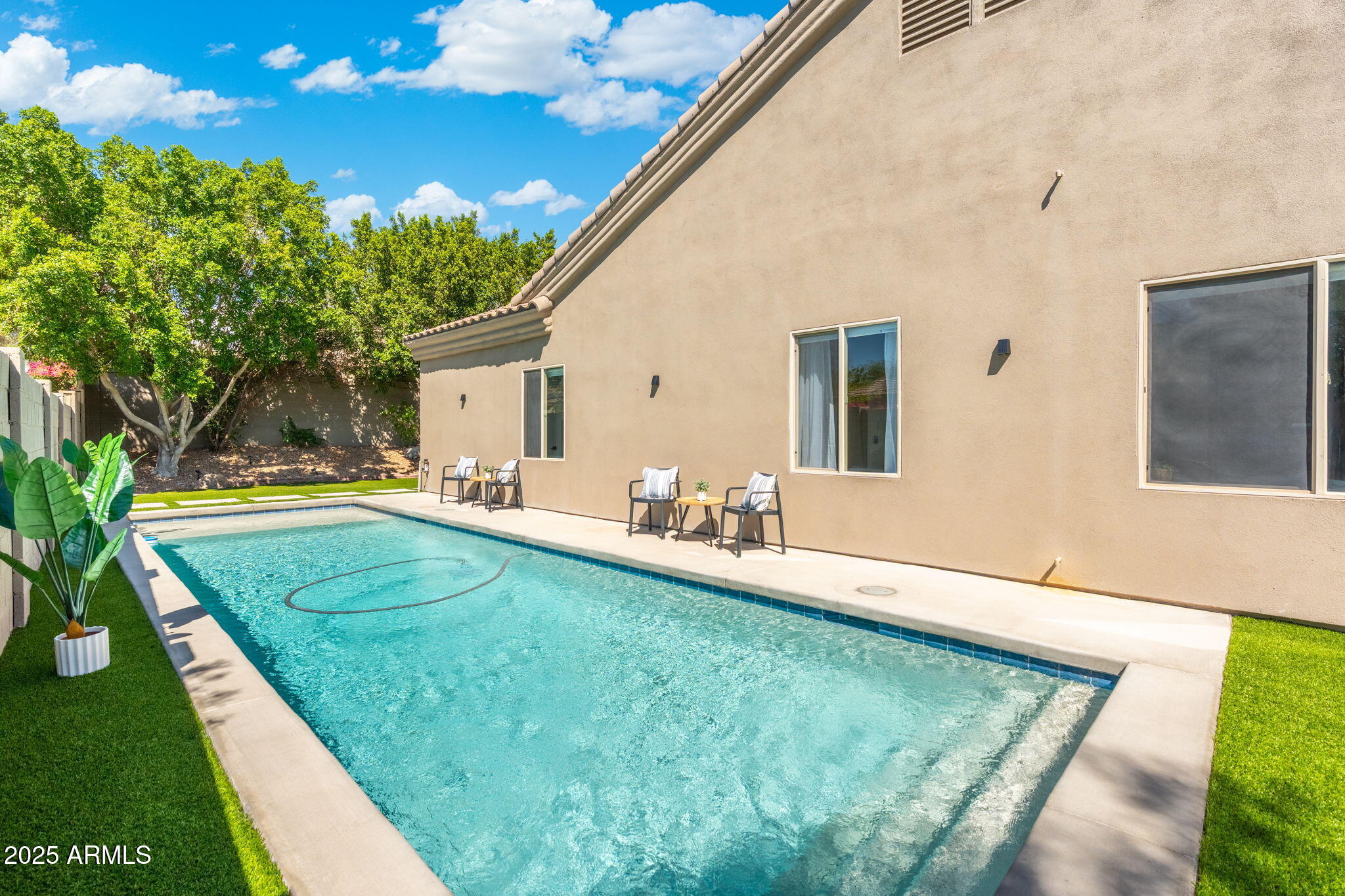 12540 E Mercer Lane
