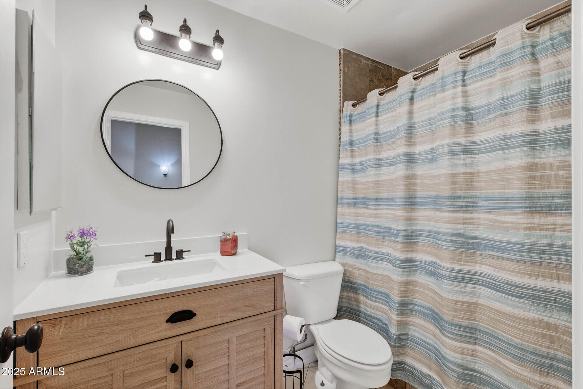 11016 W ALMERIA Road