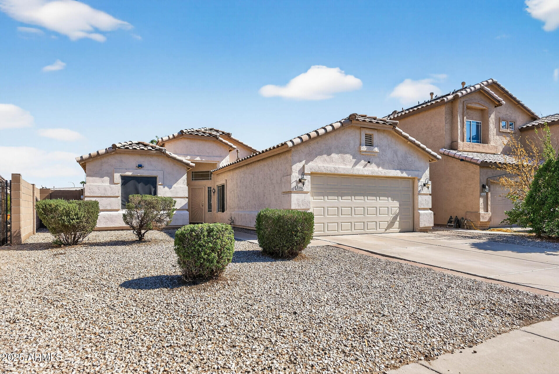 11016 W ALMERIA Road