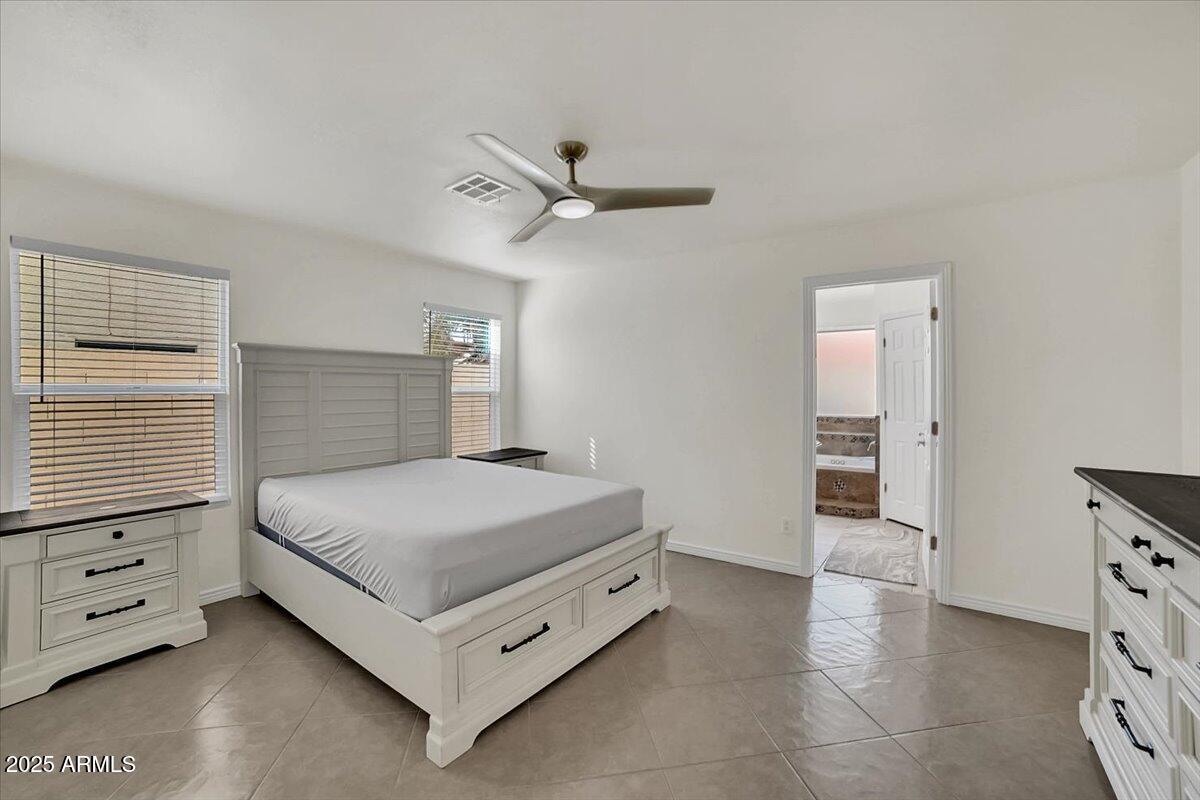 7102 W JULIE Drive