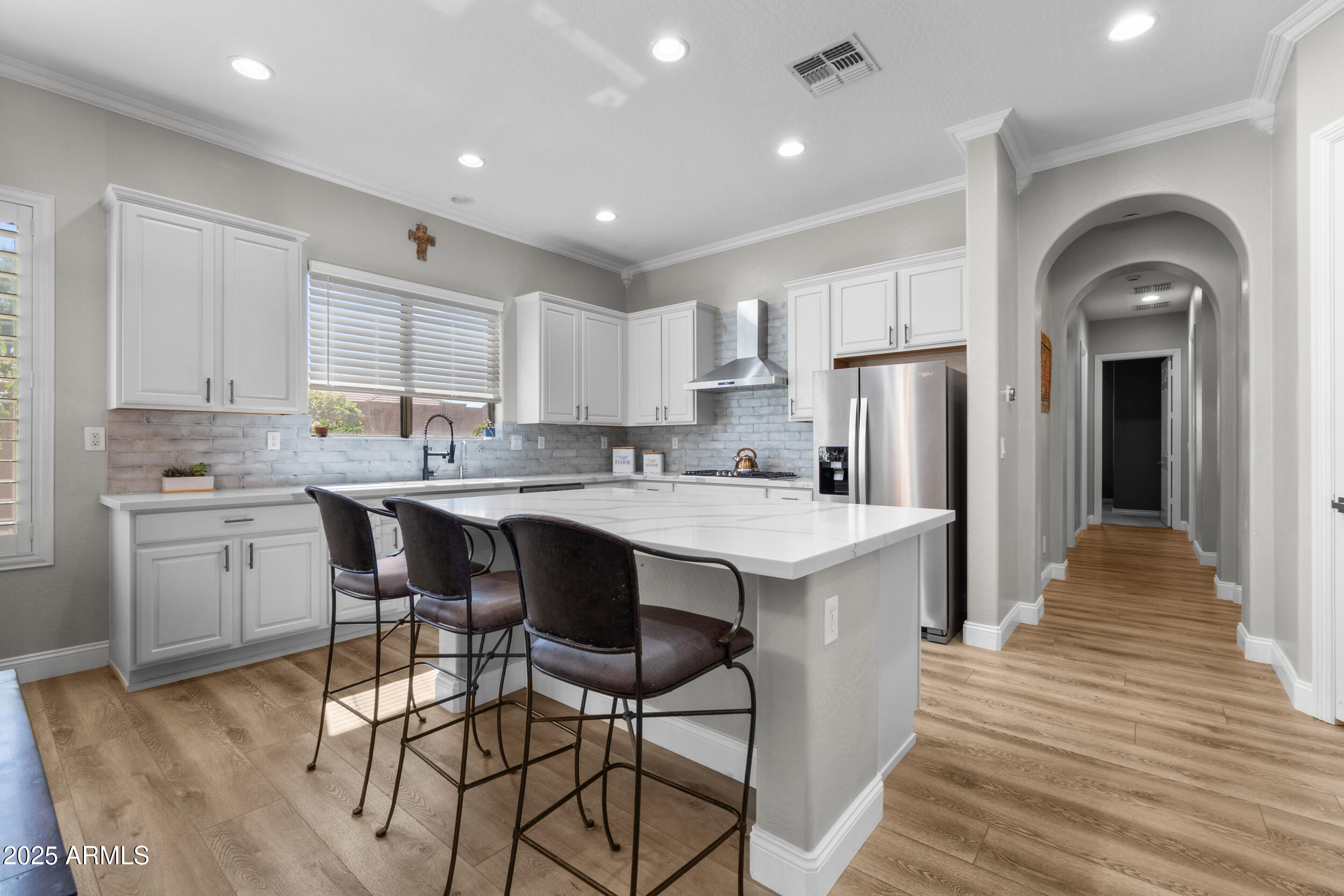 2227 W WEBSTER Court