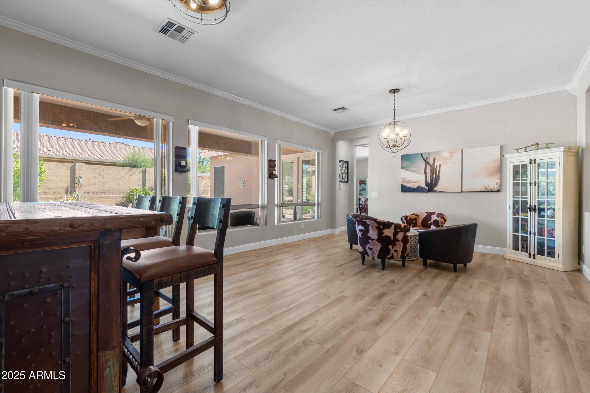 2227 W WEBSTER Court