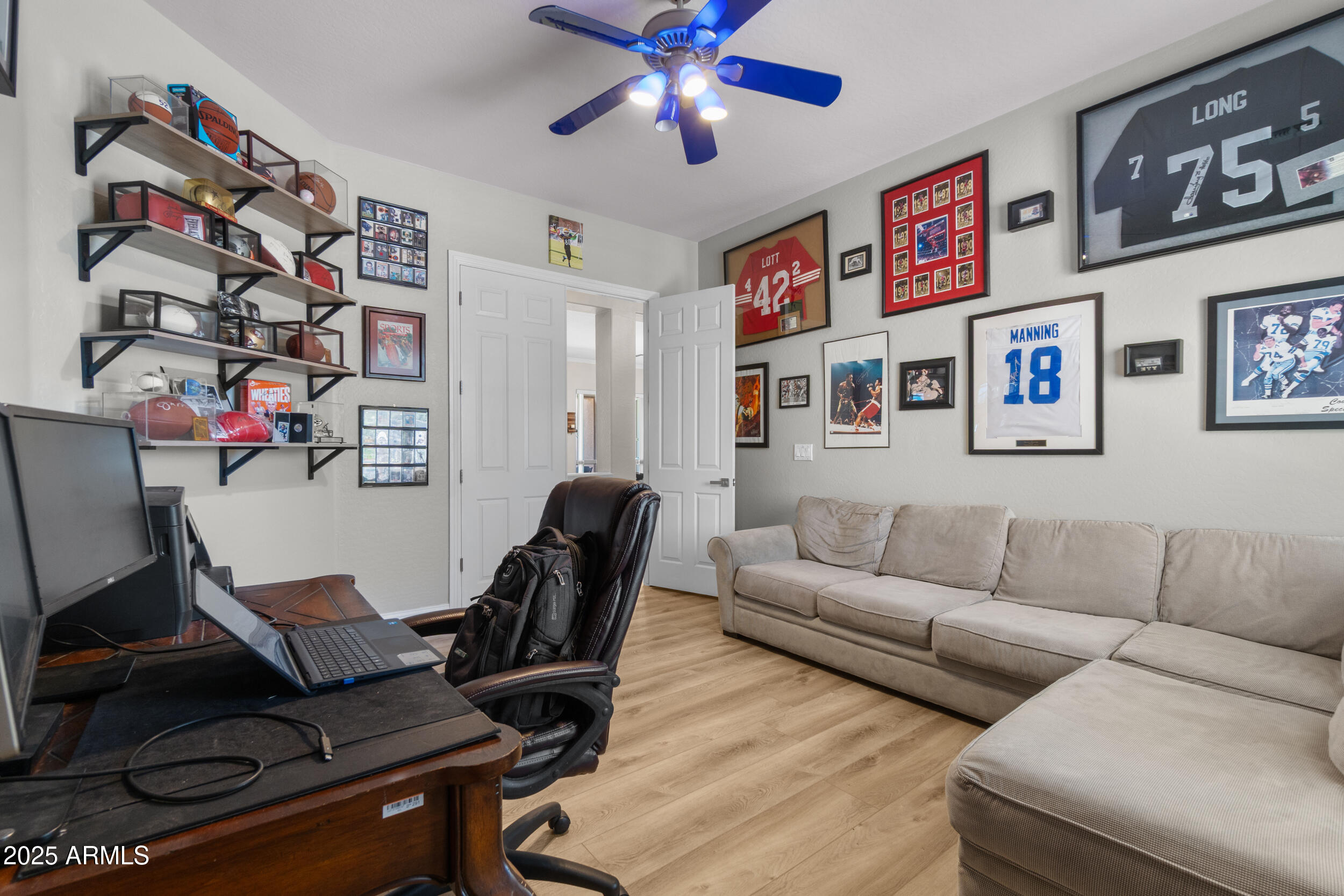 2227 W WEBSTER Court