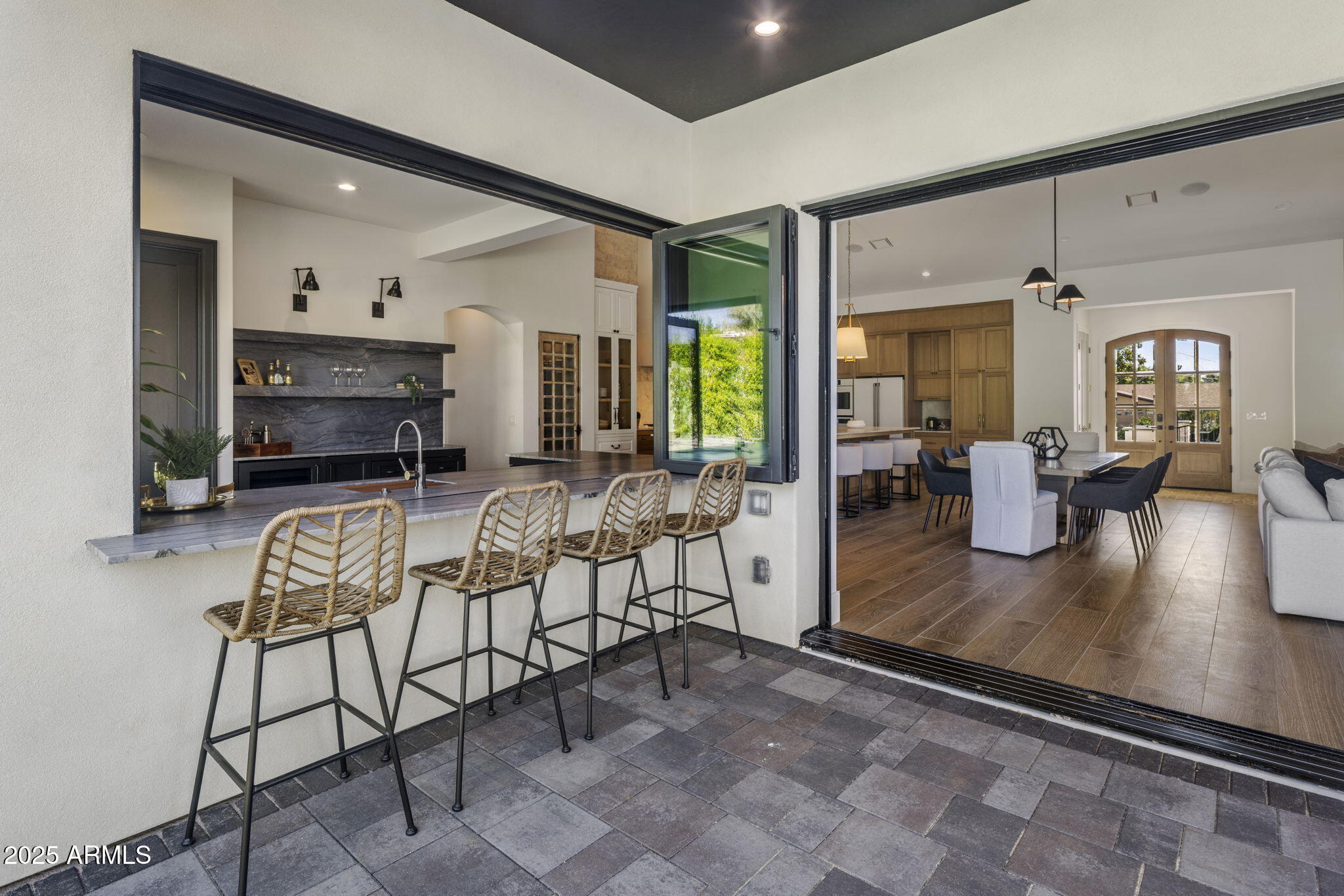 2108 E SOLANO Drive
