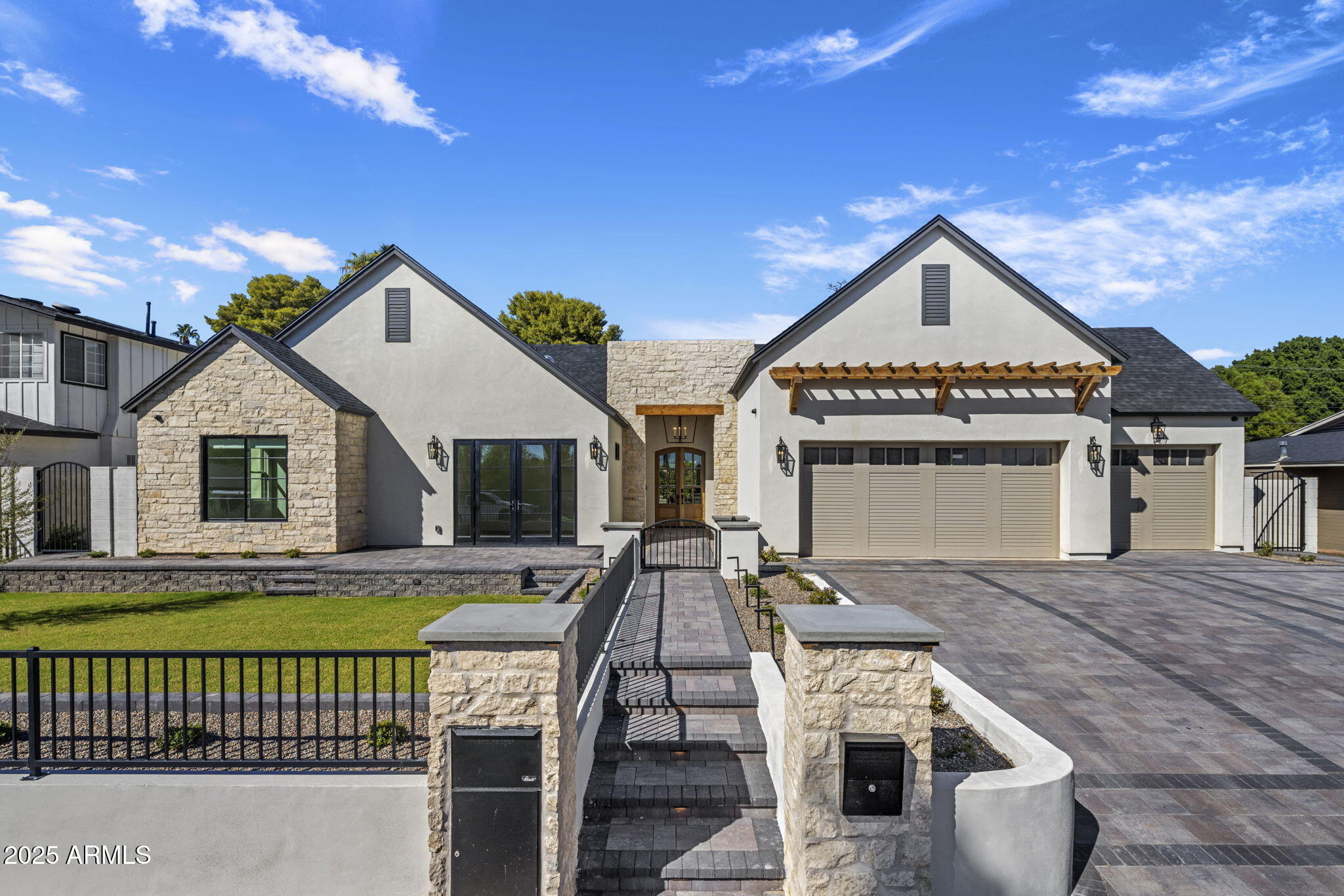 2108 E SOLANO Drive